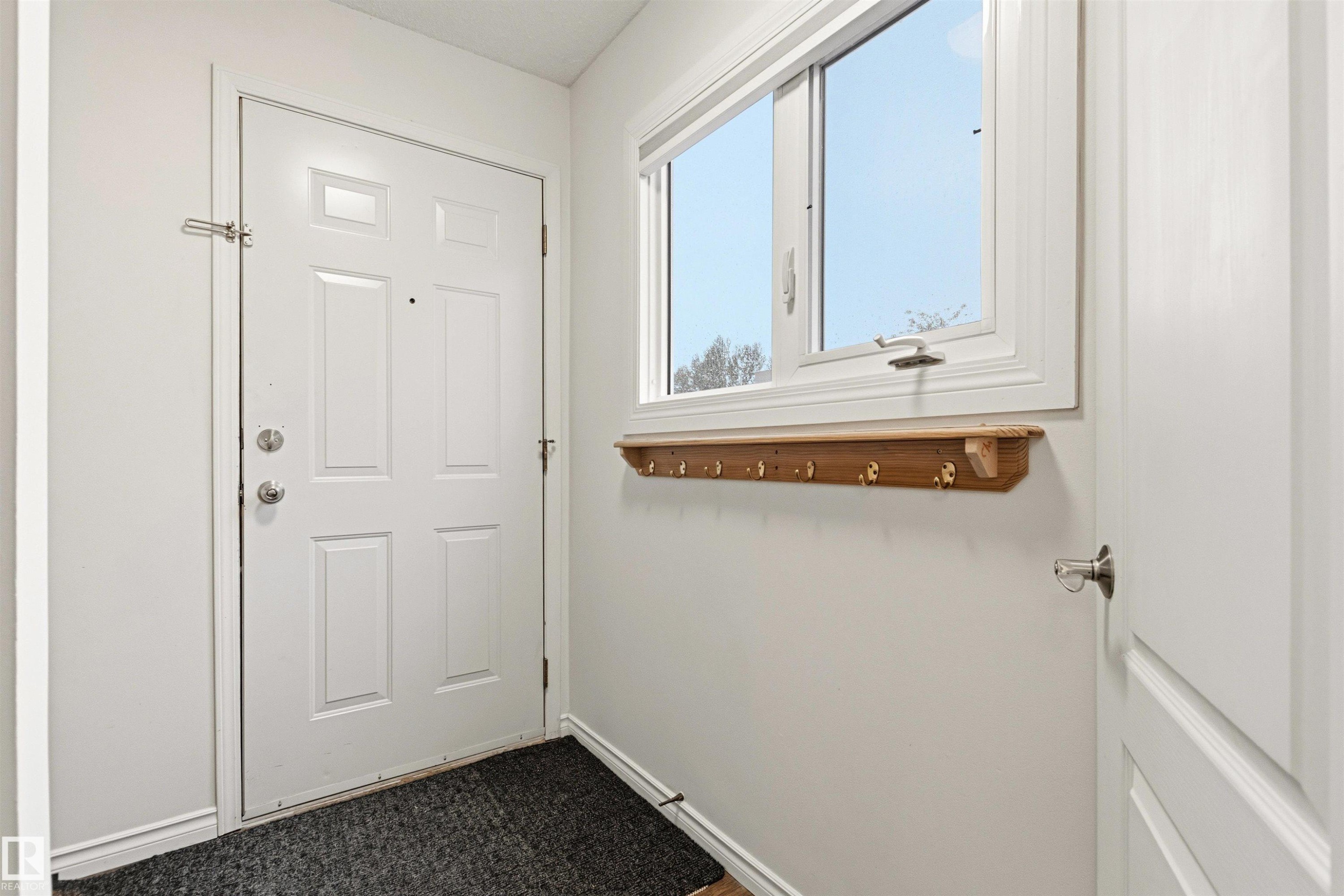 9575 180A Street, Edmonton, AB