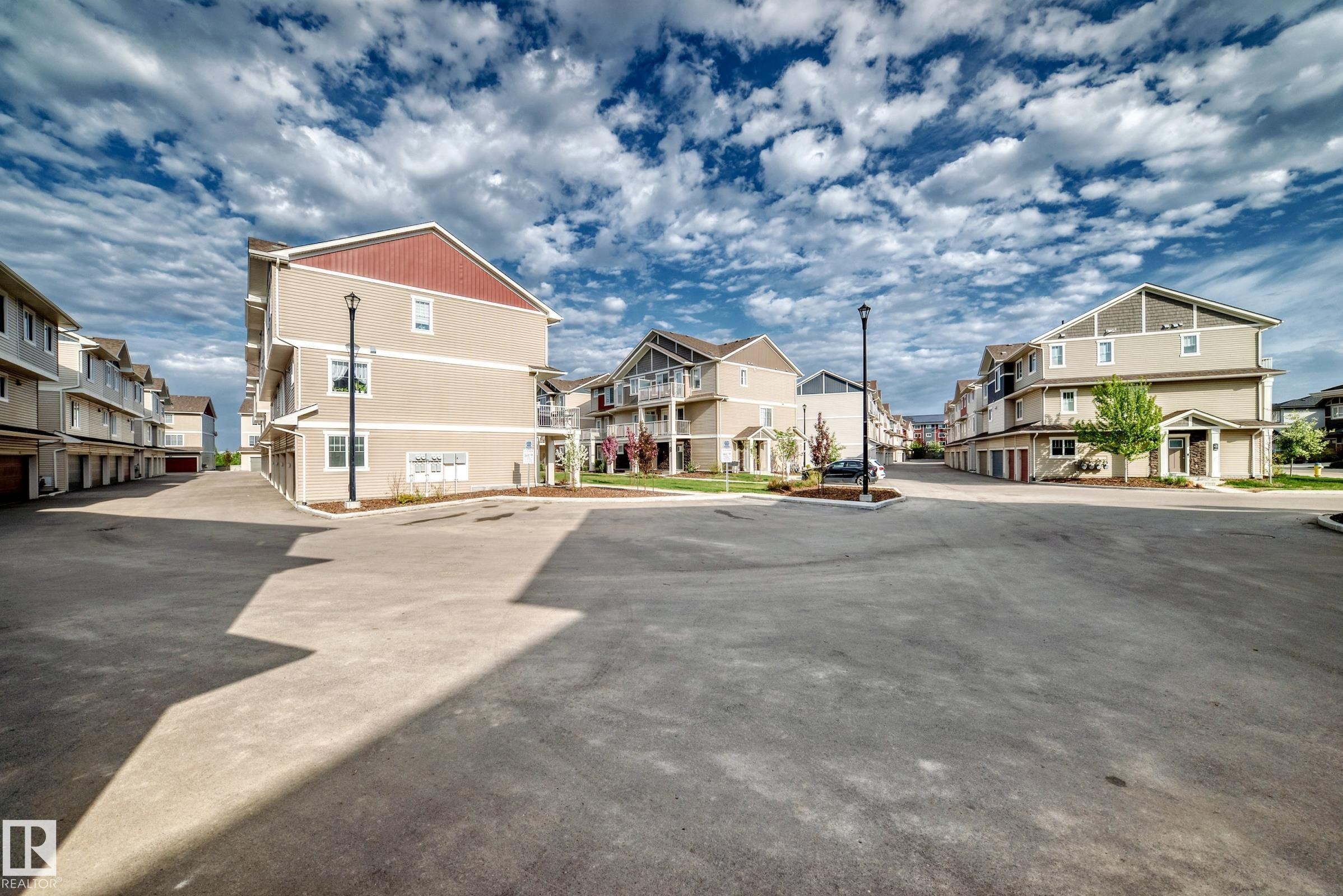 67 17832 78 Street, Edmonton, AB - Outdoor