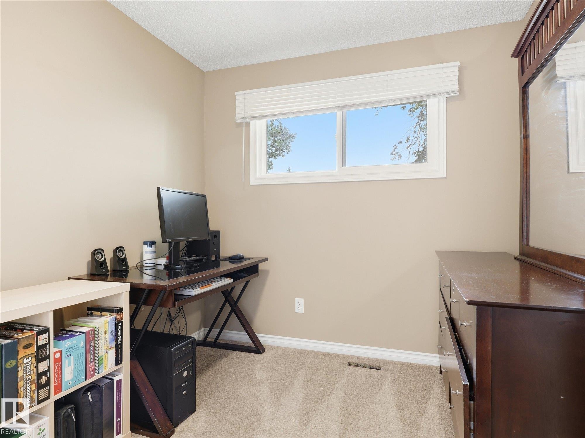 3548 65 Street, Edmonton, AB