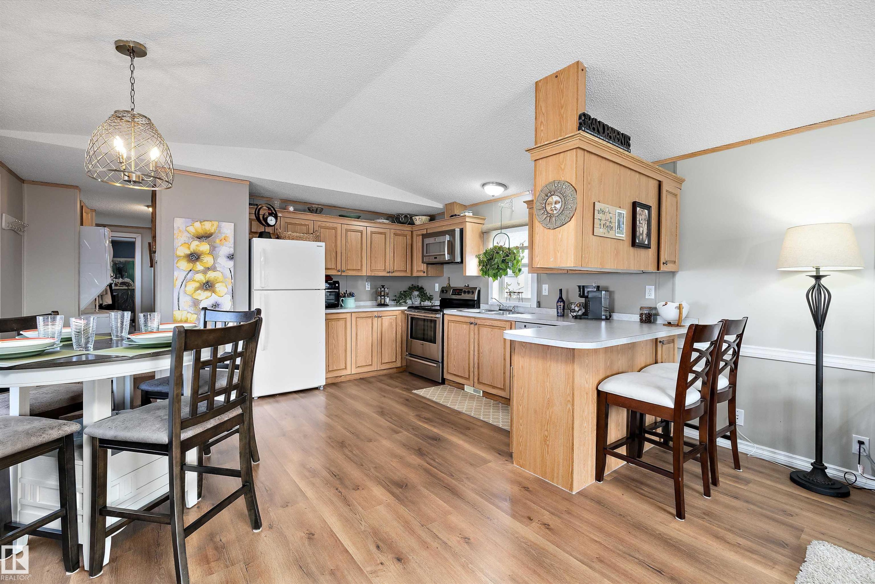 #161 3400 48 St, Stony Plain, AB - Indoor