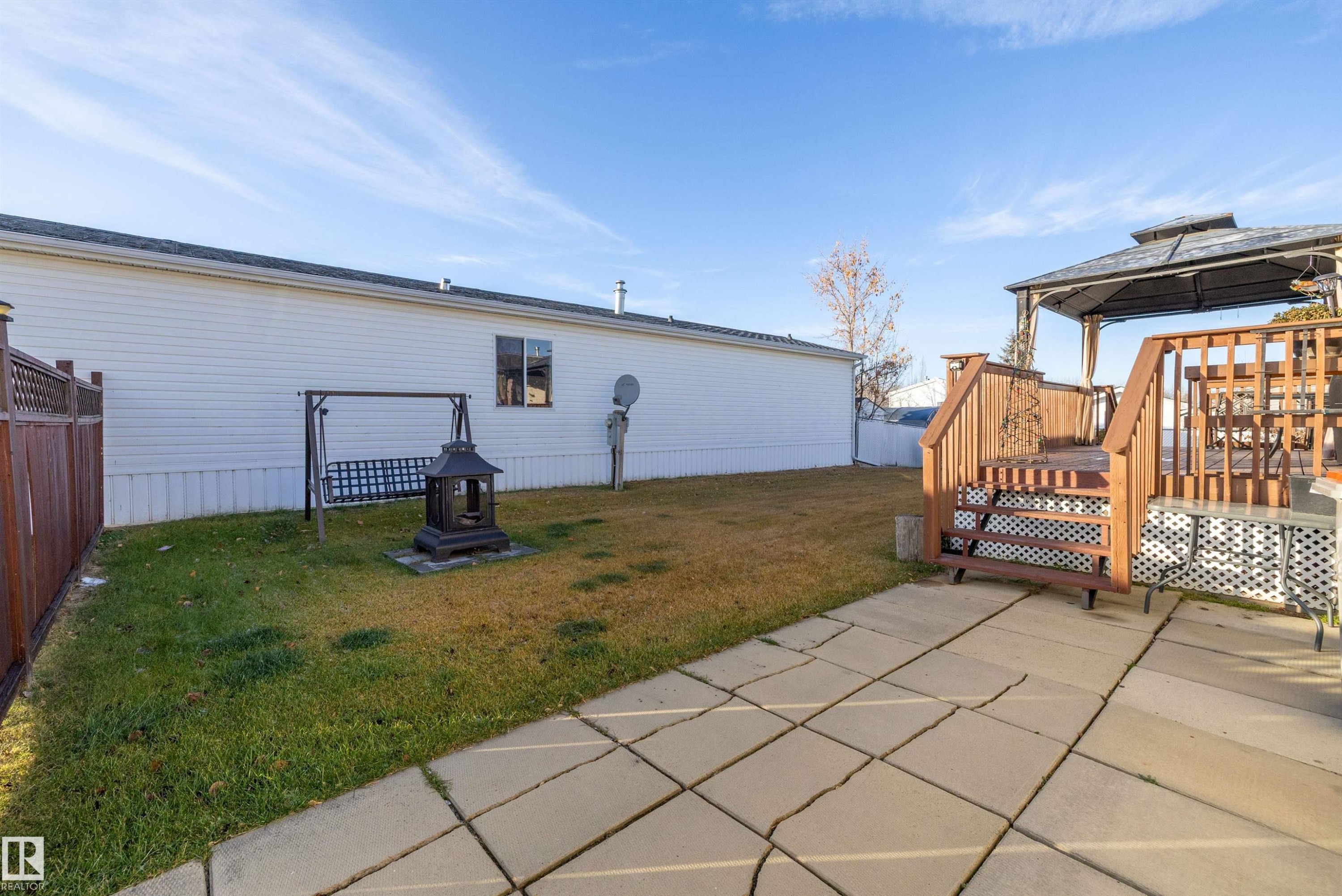 #161 3400 48 St, Stony Plain, AB - Outdoor