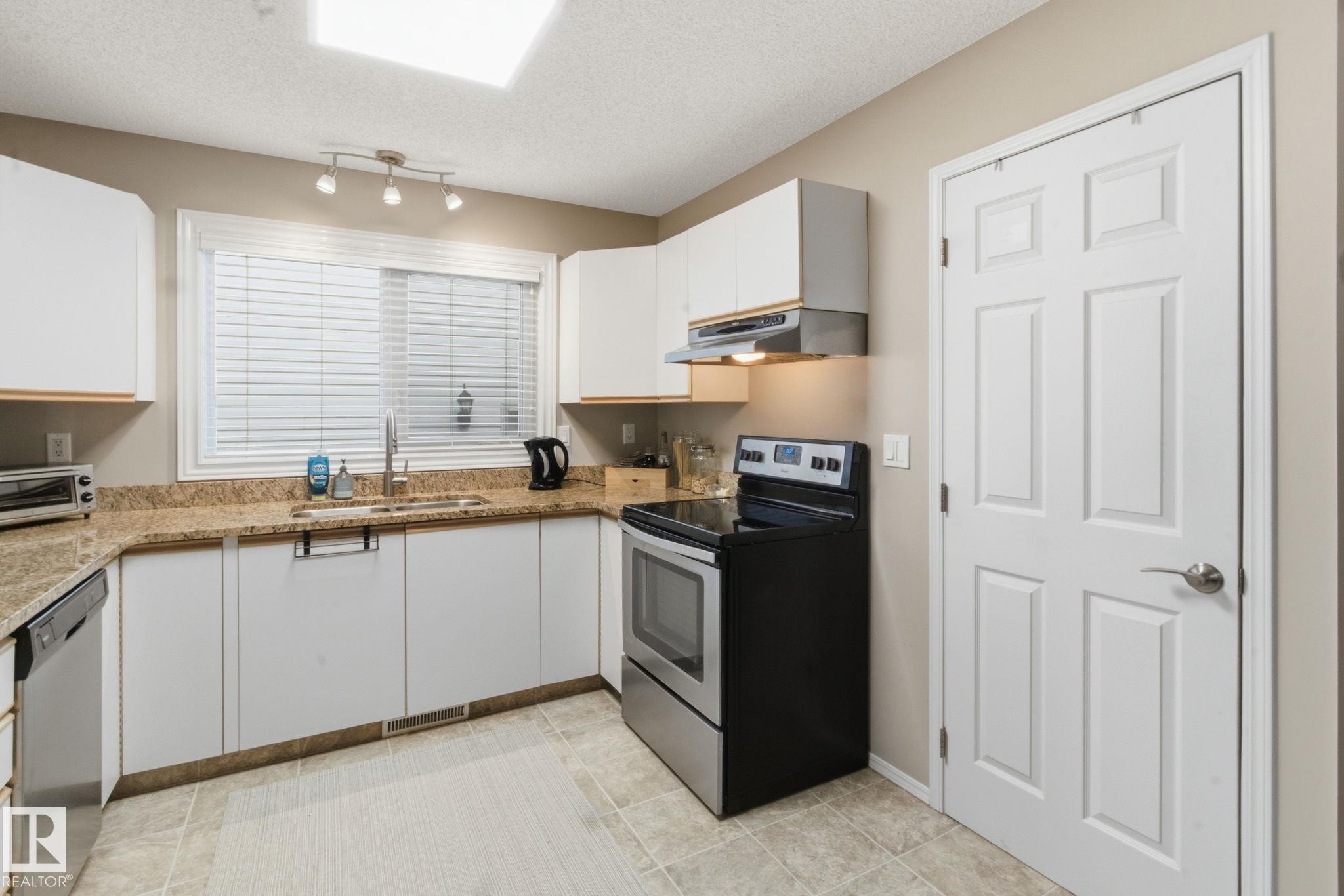 10718 122 Street, Edmonton, AB
