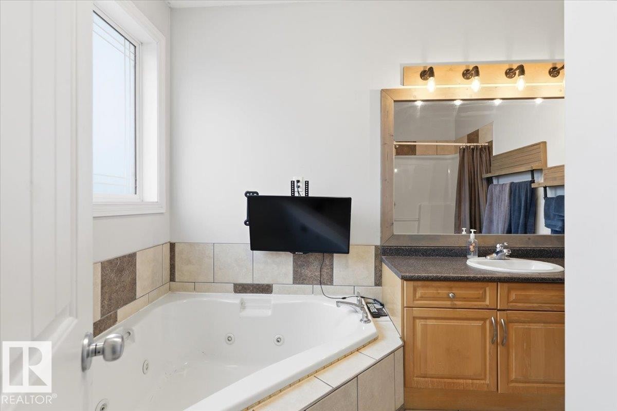 100 Anise Close, Leduc, AB