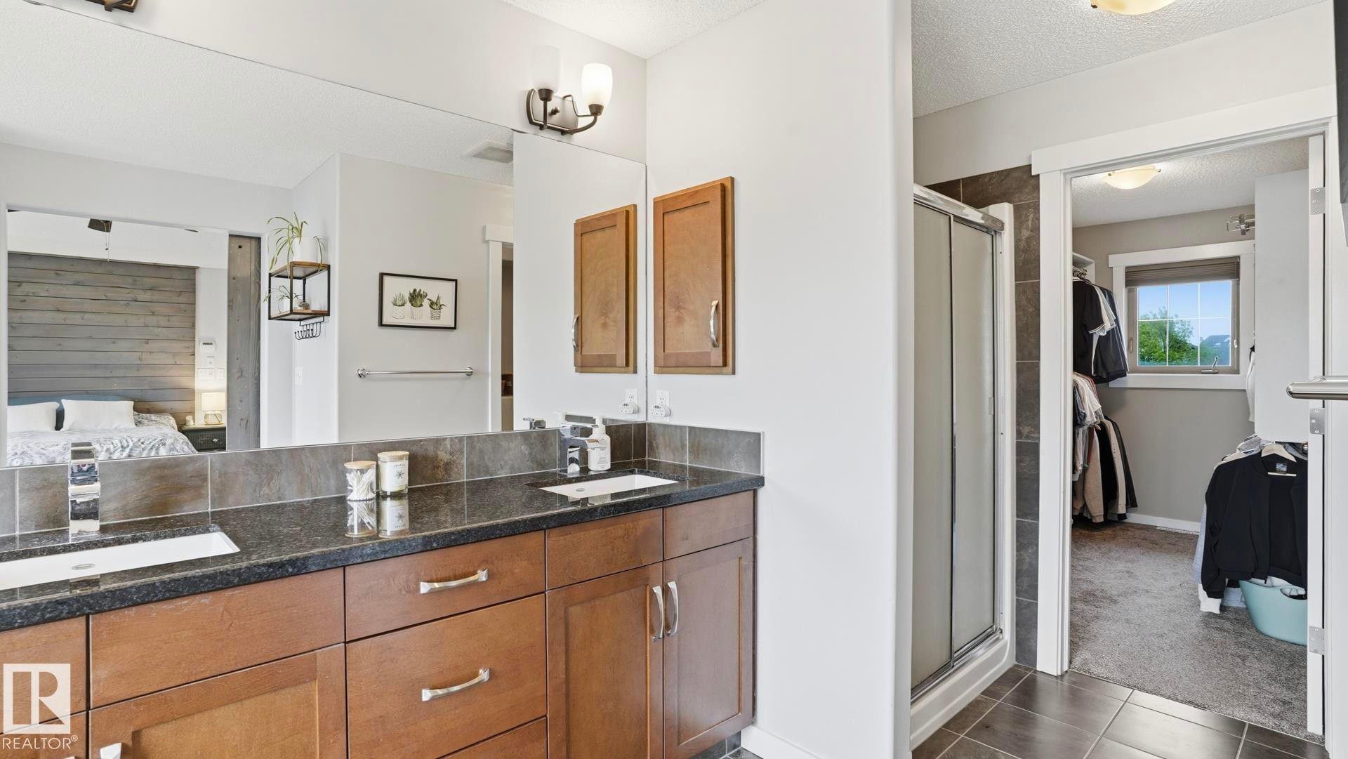 75 Rue Moreau, Beaumont, AB - Indoor Photo Showing Bathroom