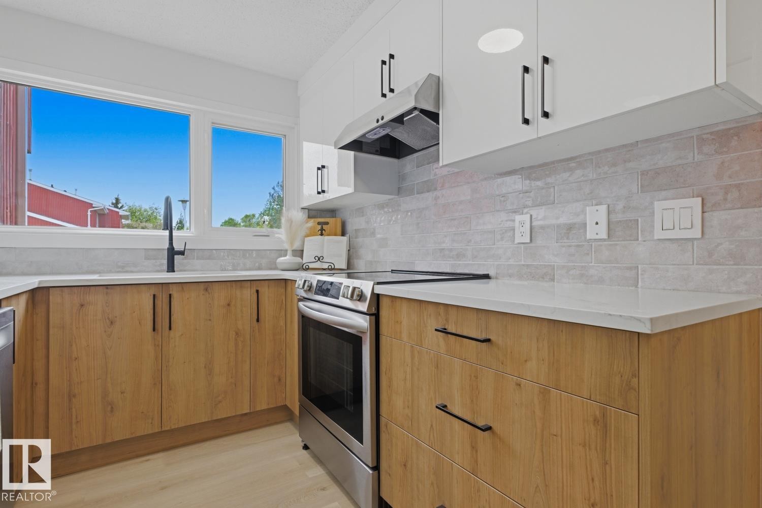 10684 Beaumaris Road, Edmonton, AB