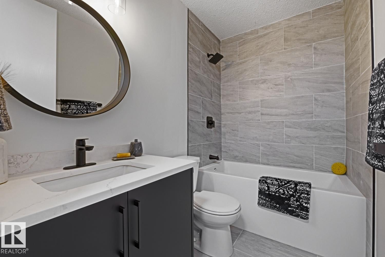 10684 Beaumaris Road, Edmonton, AB