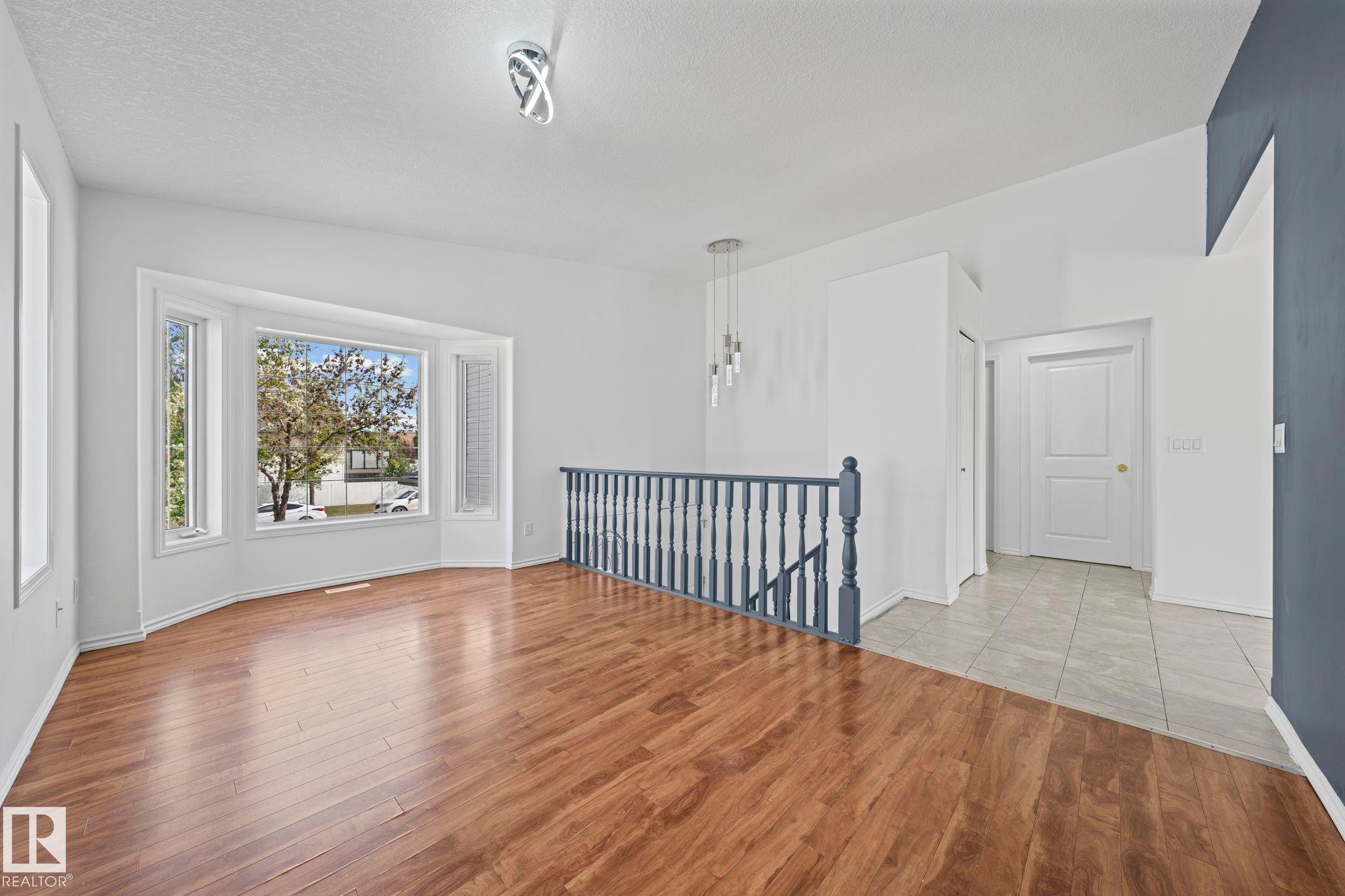 6715 165 Avenue, Edmonton, AB
