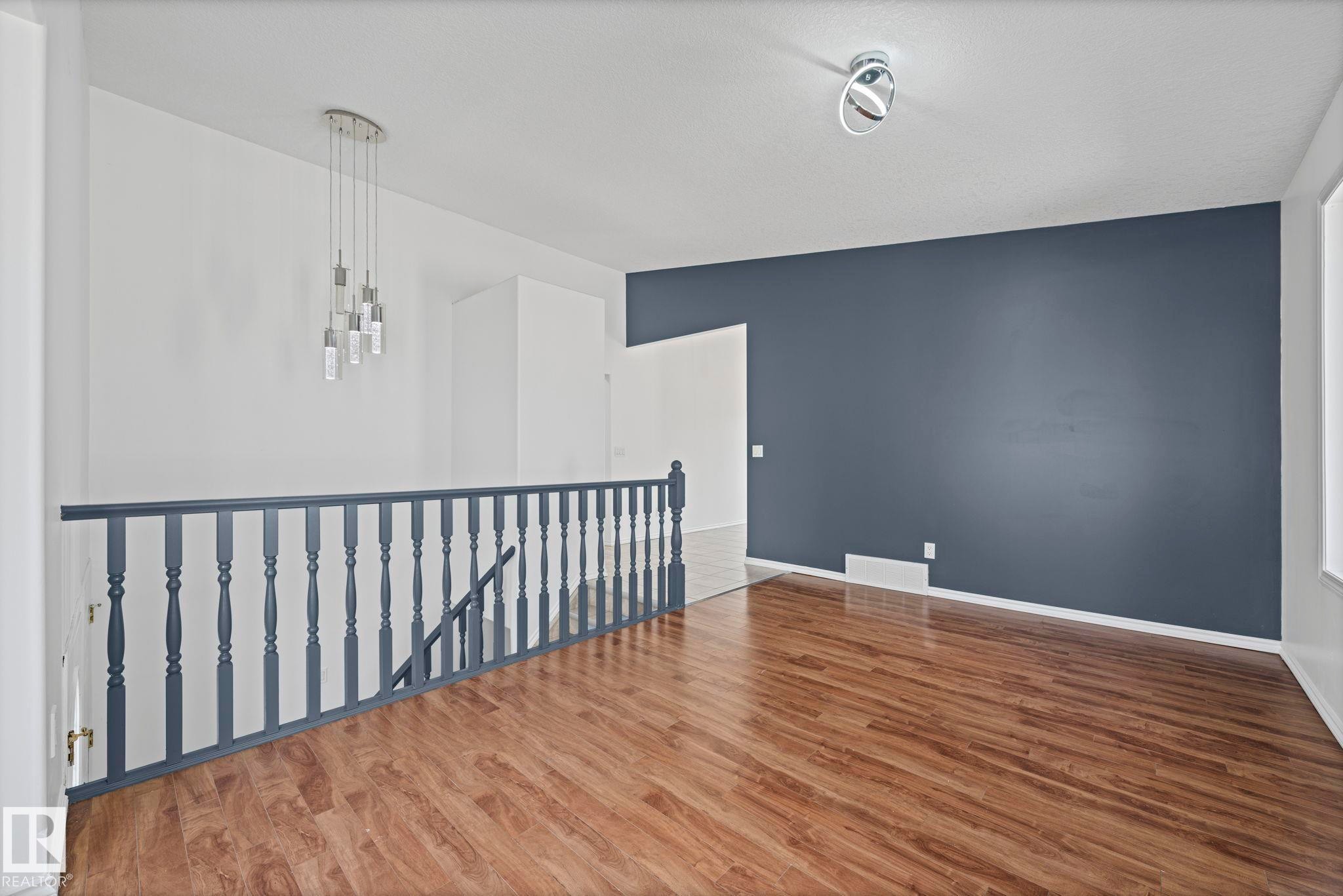 6715 165 Avenue, Edmonton, AB
