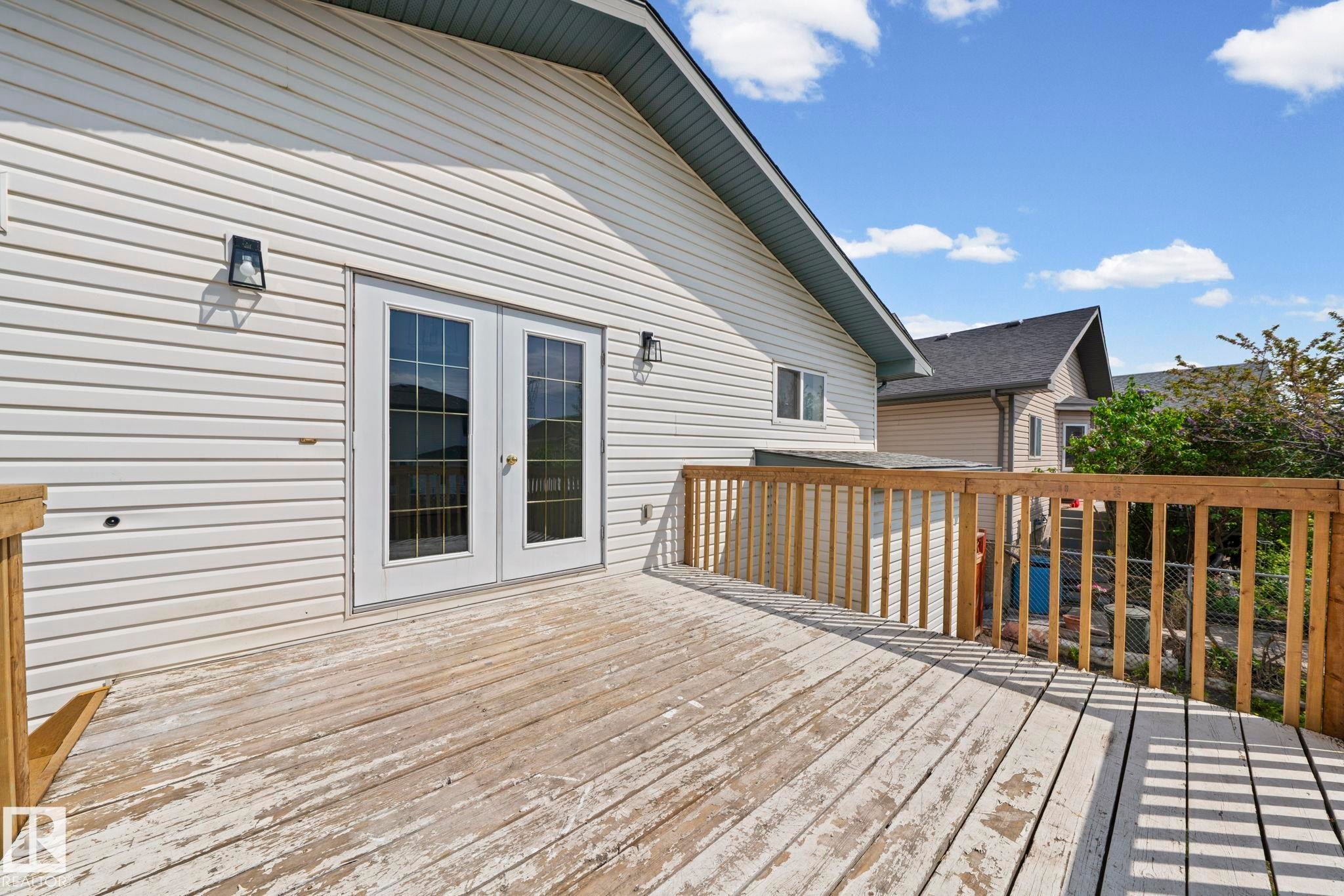 6715 165 Avenue, Edmonton, AB