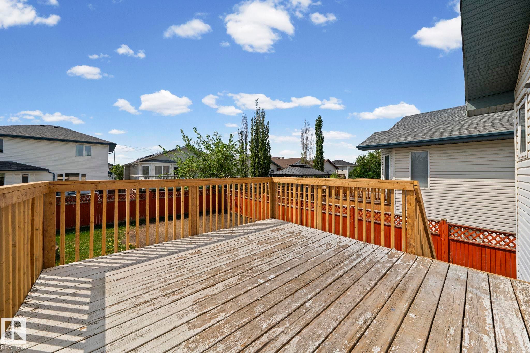 6715 165 Avenue, Edmonton, AB