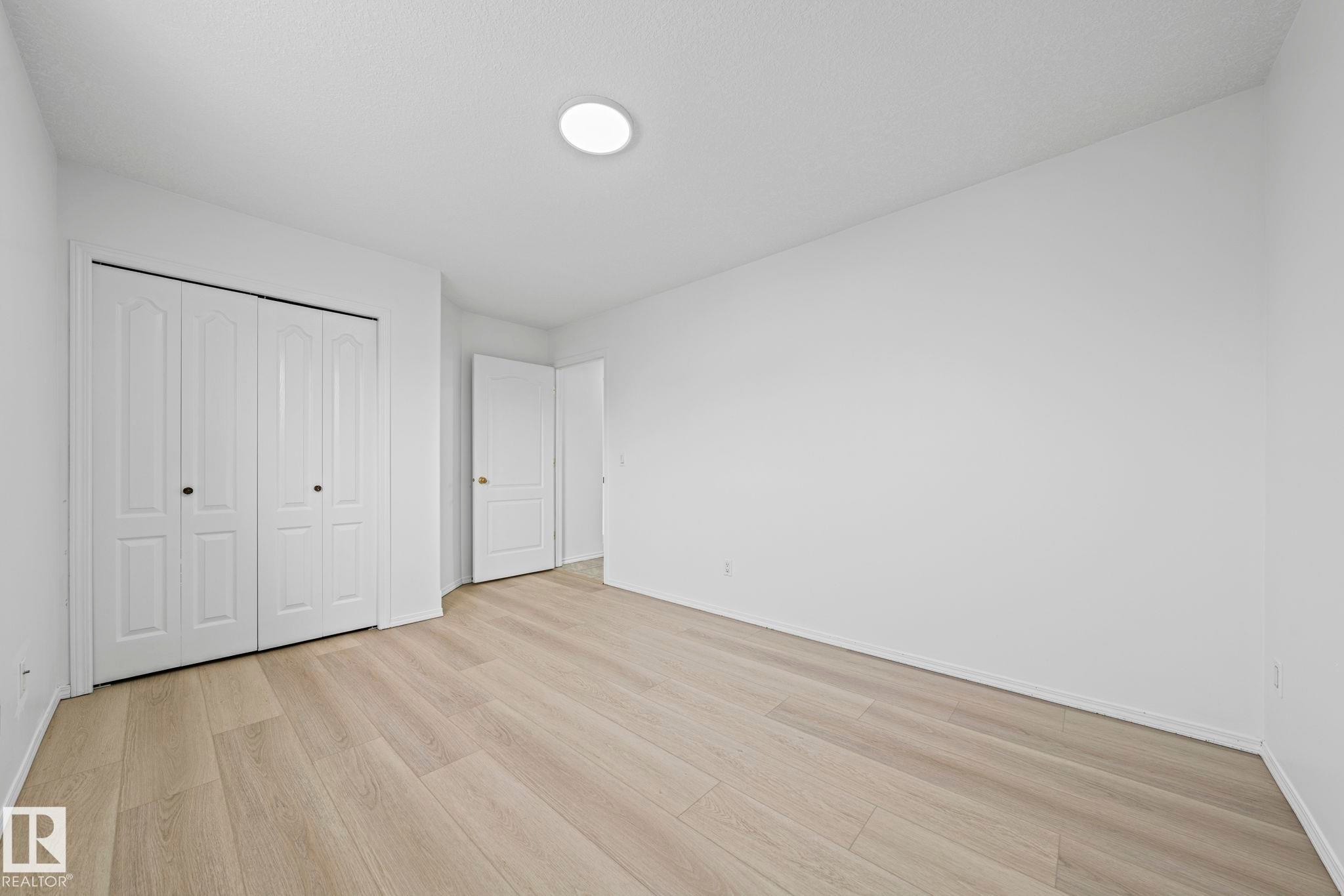 6715 165 Avenue, Edmonton, AB