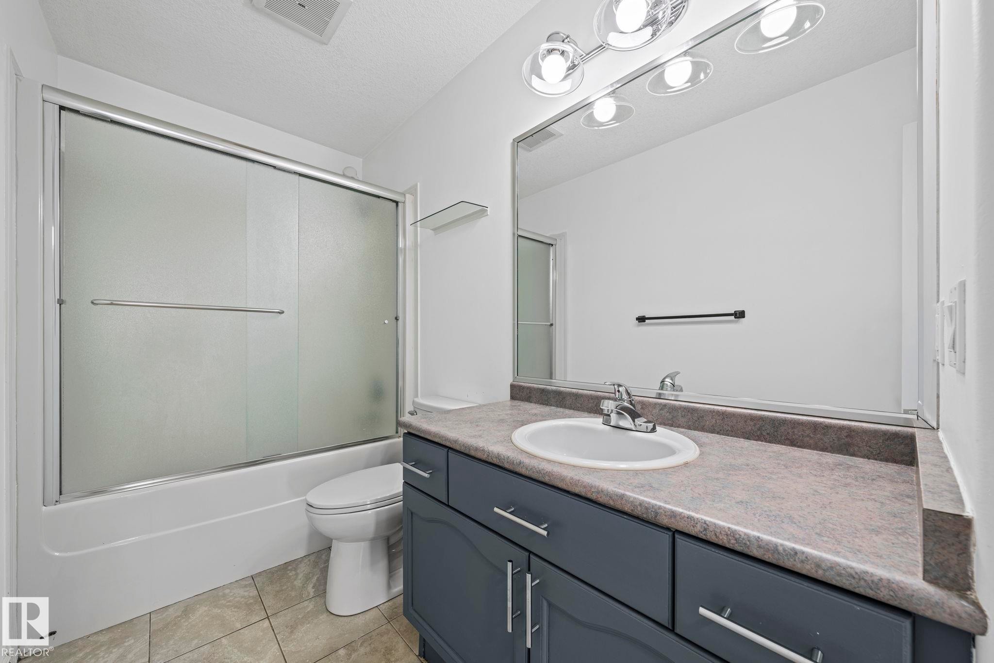 6715 165 Avenue, Edmonton, AB