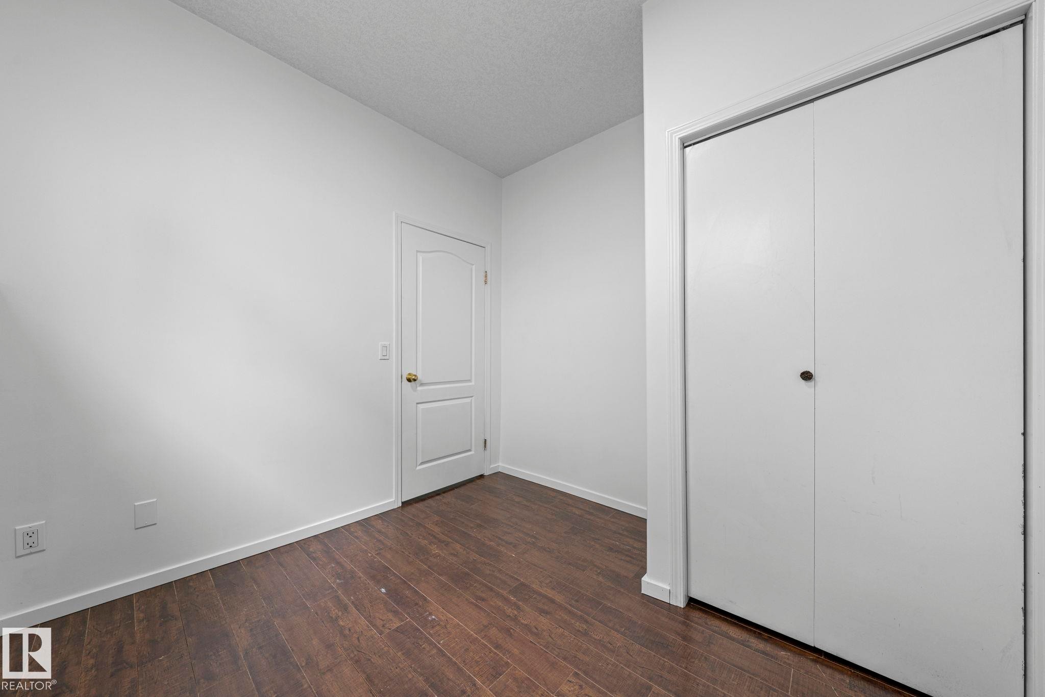 6715 165 Avenue, Edmonton, AB