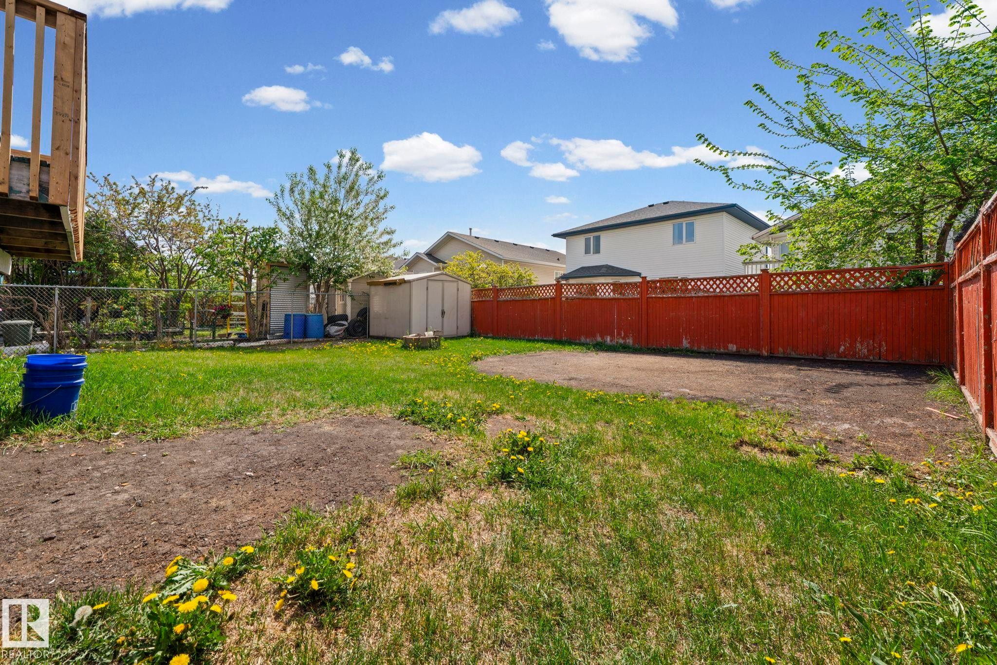 6715 165 Avenue, Edmonton, AB