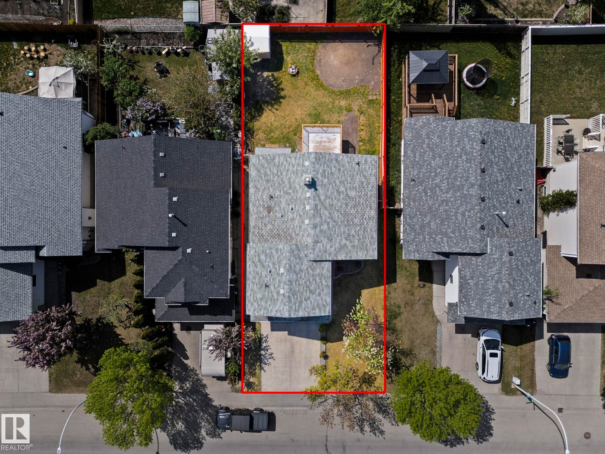 6715 165 Avenue, Edmonton, AB
