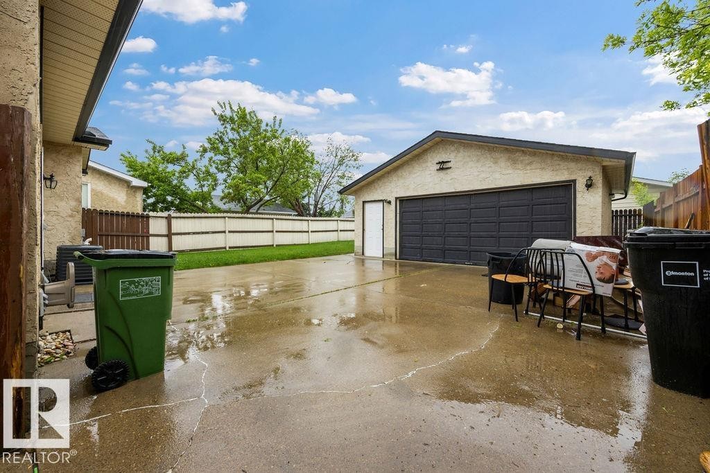 14516 20 Street, Edmonton, AB