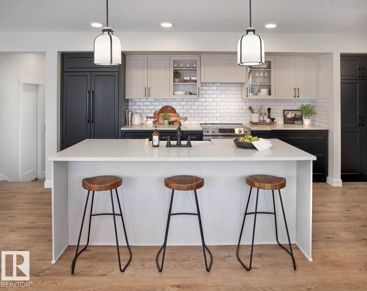 1 19904 31 Avenue, Edmonton, AB