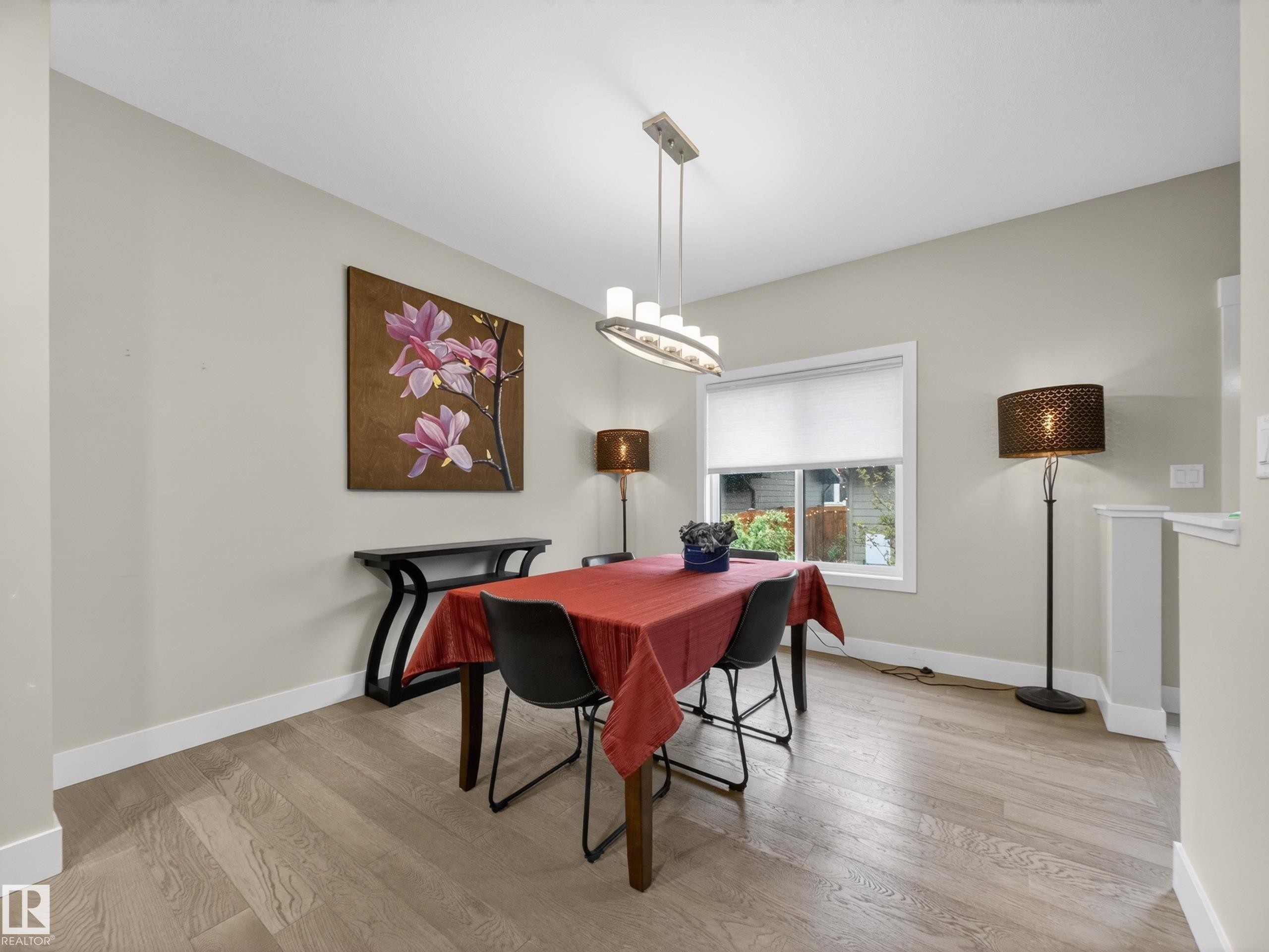 17 Amesbury Wynd, Sherwood Park, AB