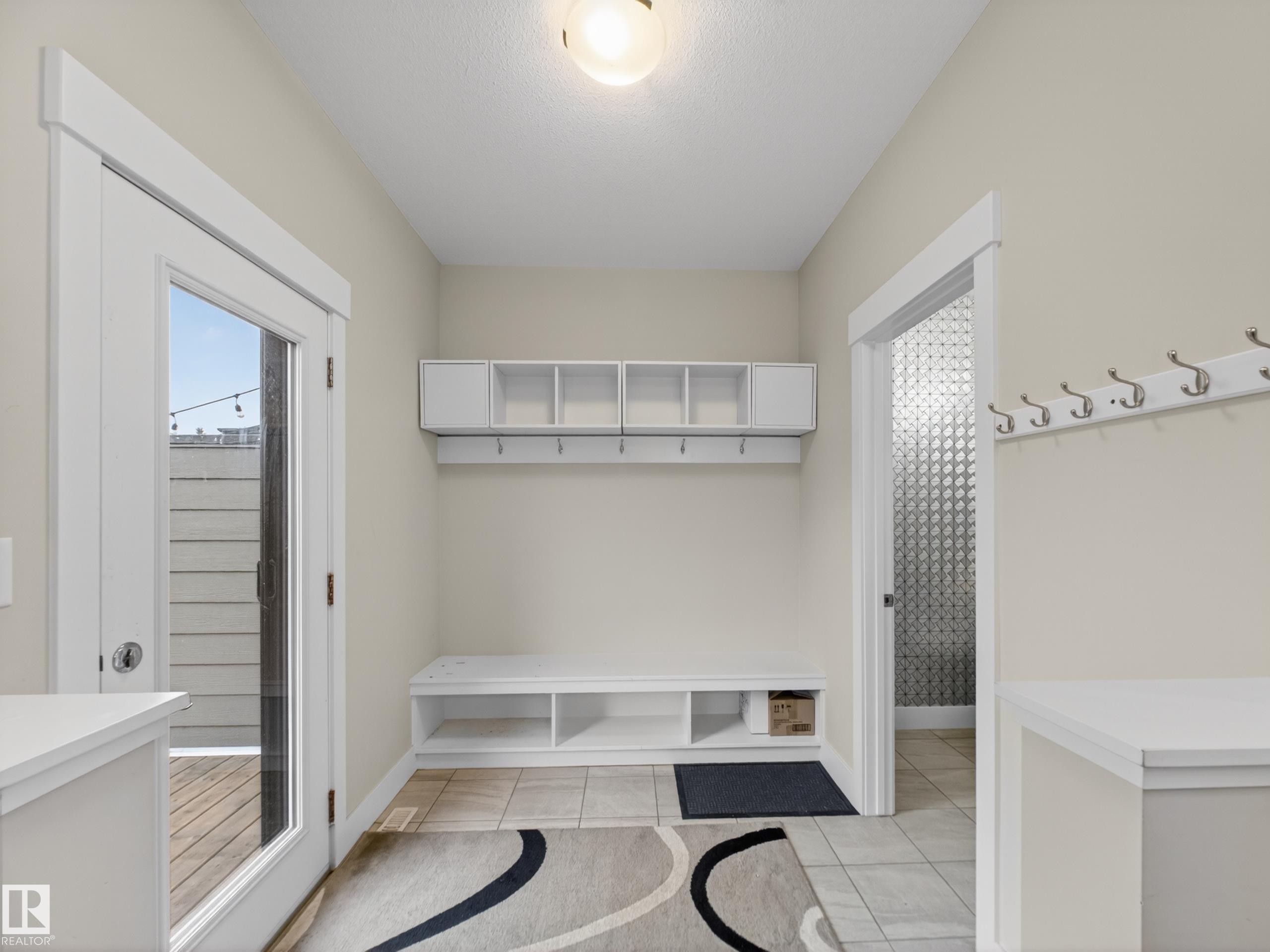 17 Amesbury Wynd, Sherwood Park, AB