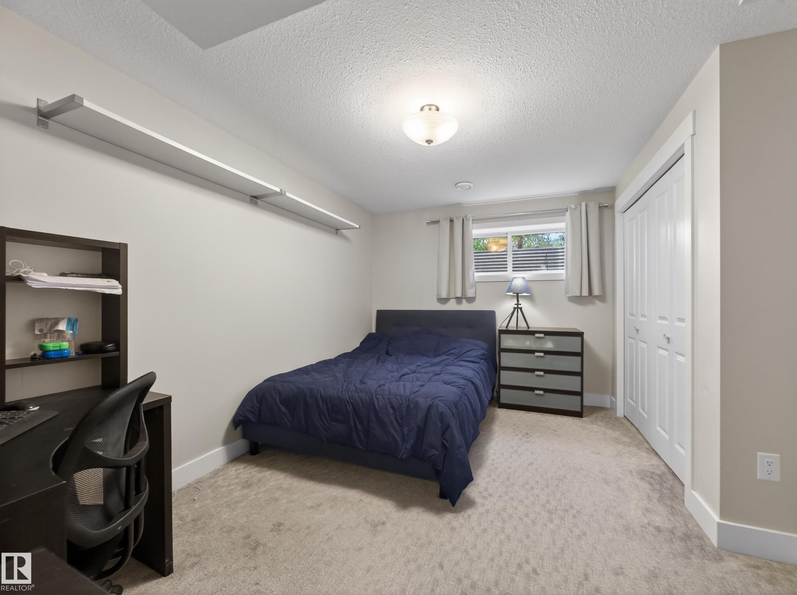 17 Amesbury Wynd, Sherwood Park, AB