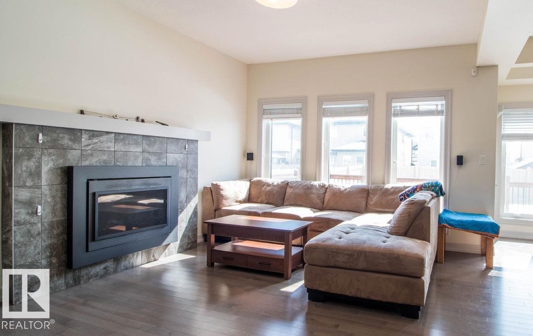 13855 143 Avenue Nw, Edmonton, AB - Indoor Photo Showing Living Room With Fireplace
