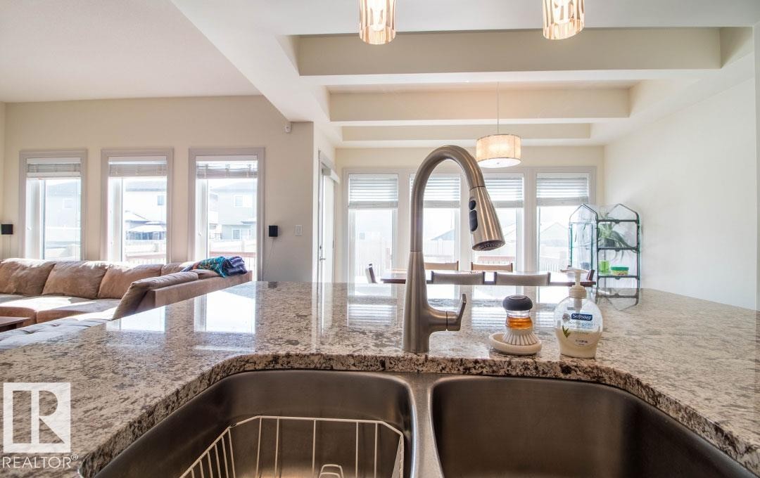 13855 143 Avenue Nw, Edmonton, AB - Indoor Photo Showing Kitchen With Double Sink