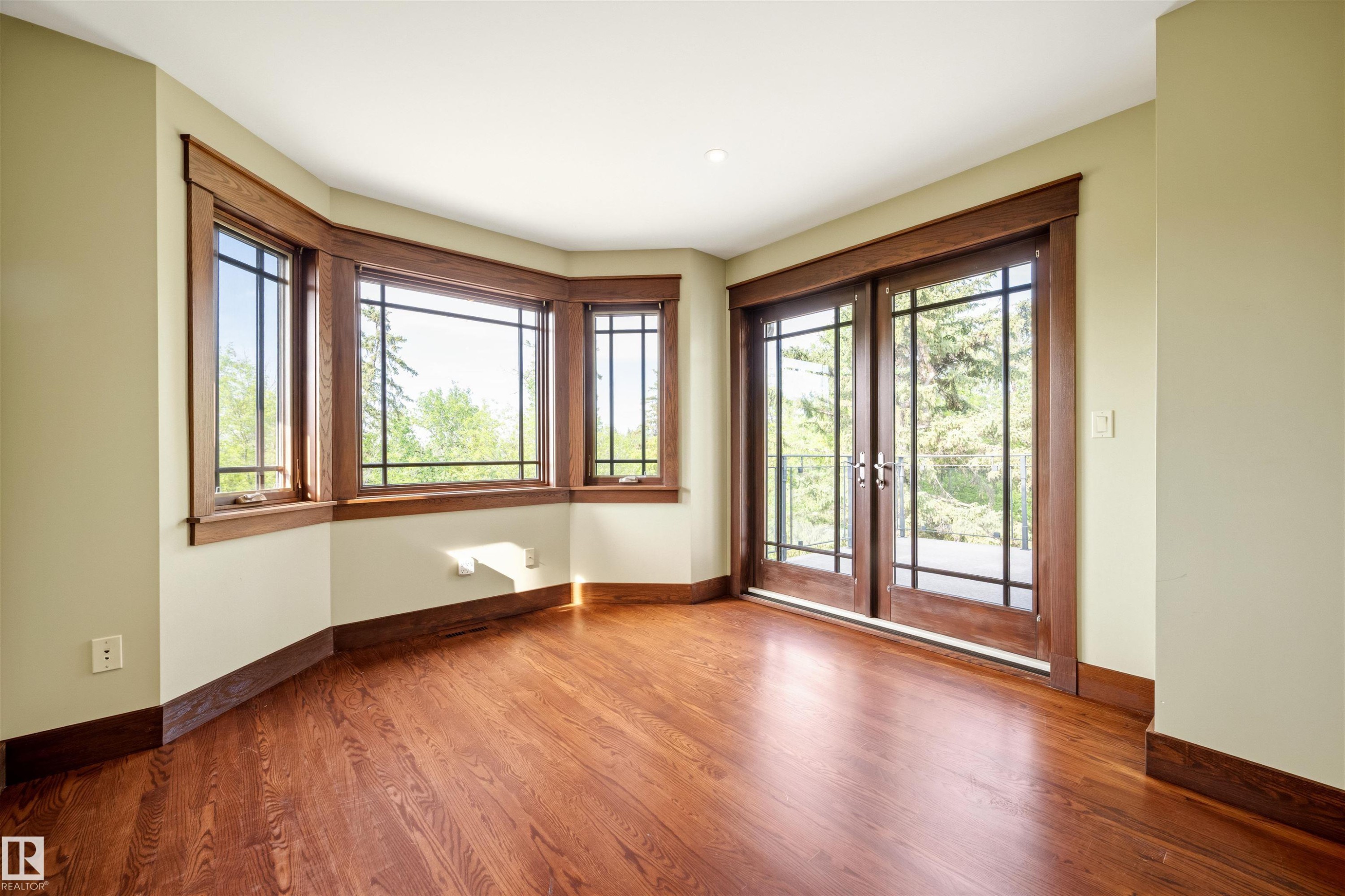 9652 86 Avenue, Edmonton, AB