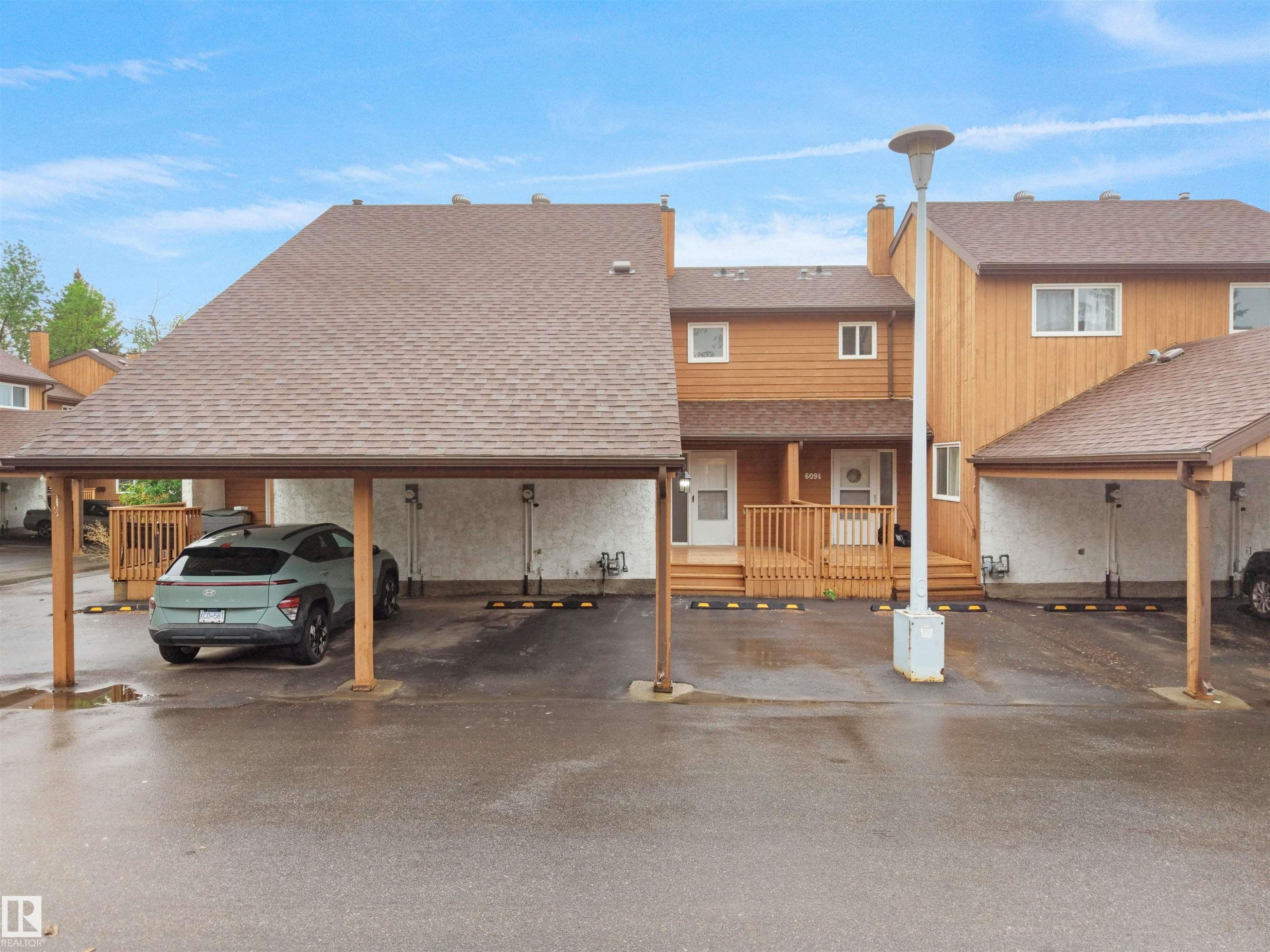 6096 Mill Woods Road S, Edmonton, AB