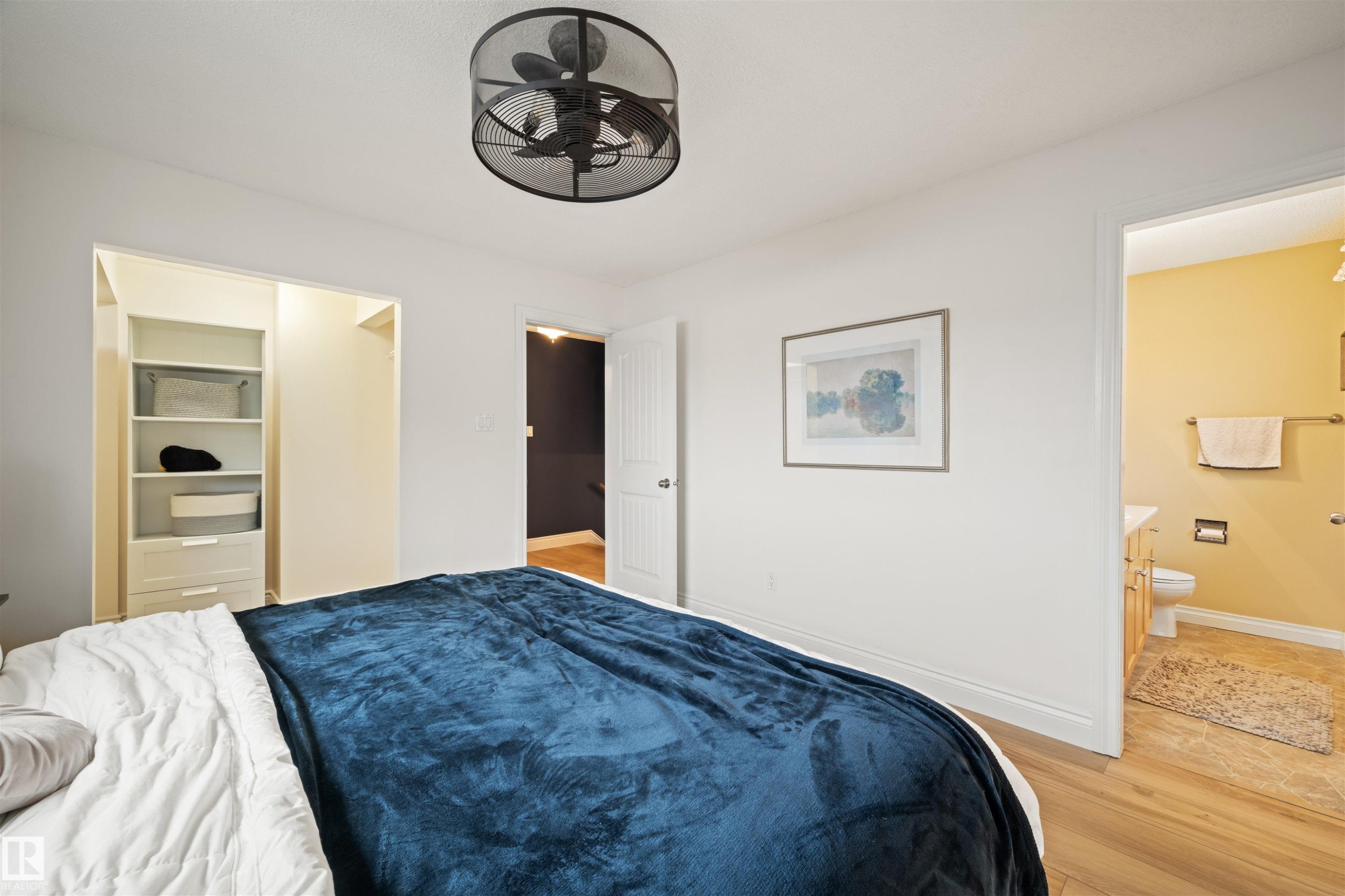 3814 Ada Boulevard, Edmonton, AB