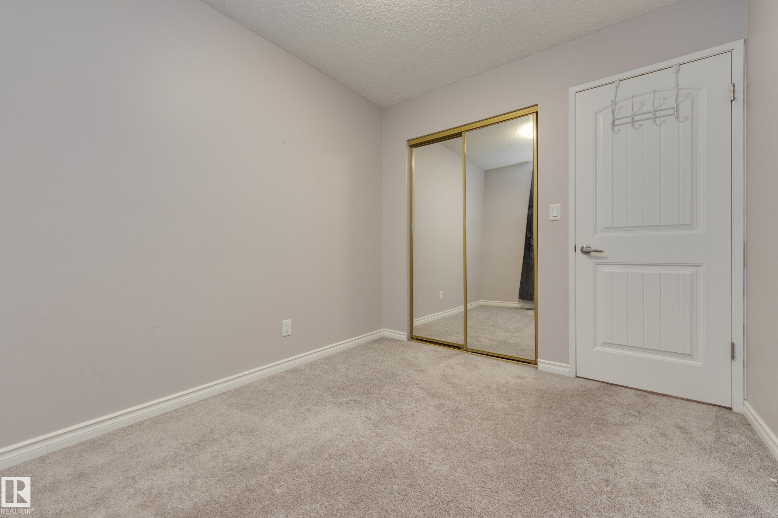 3526 42 Avenue, Edmonton, AB