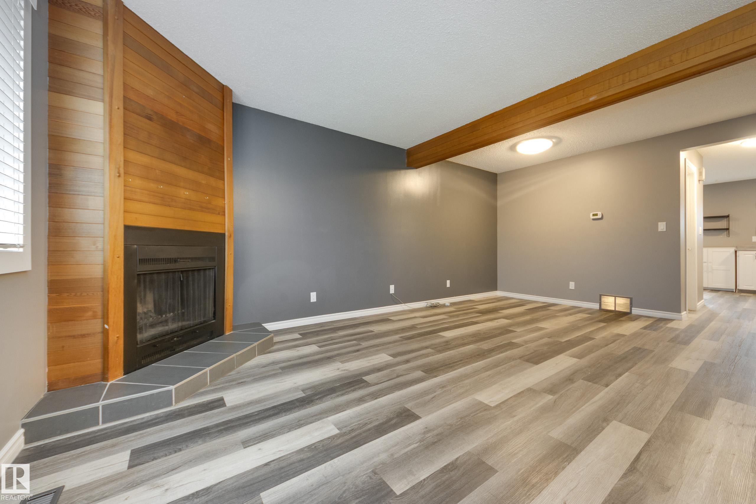 3526 42 Avenue, Edmonton, AB