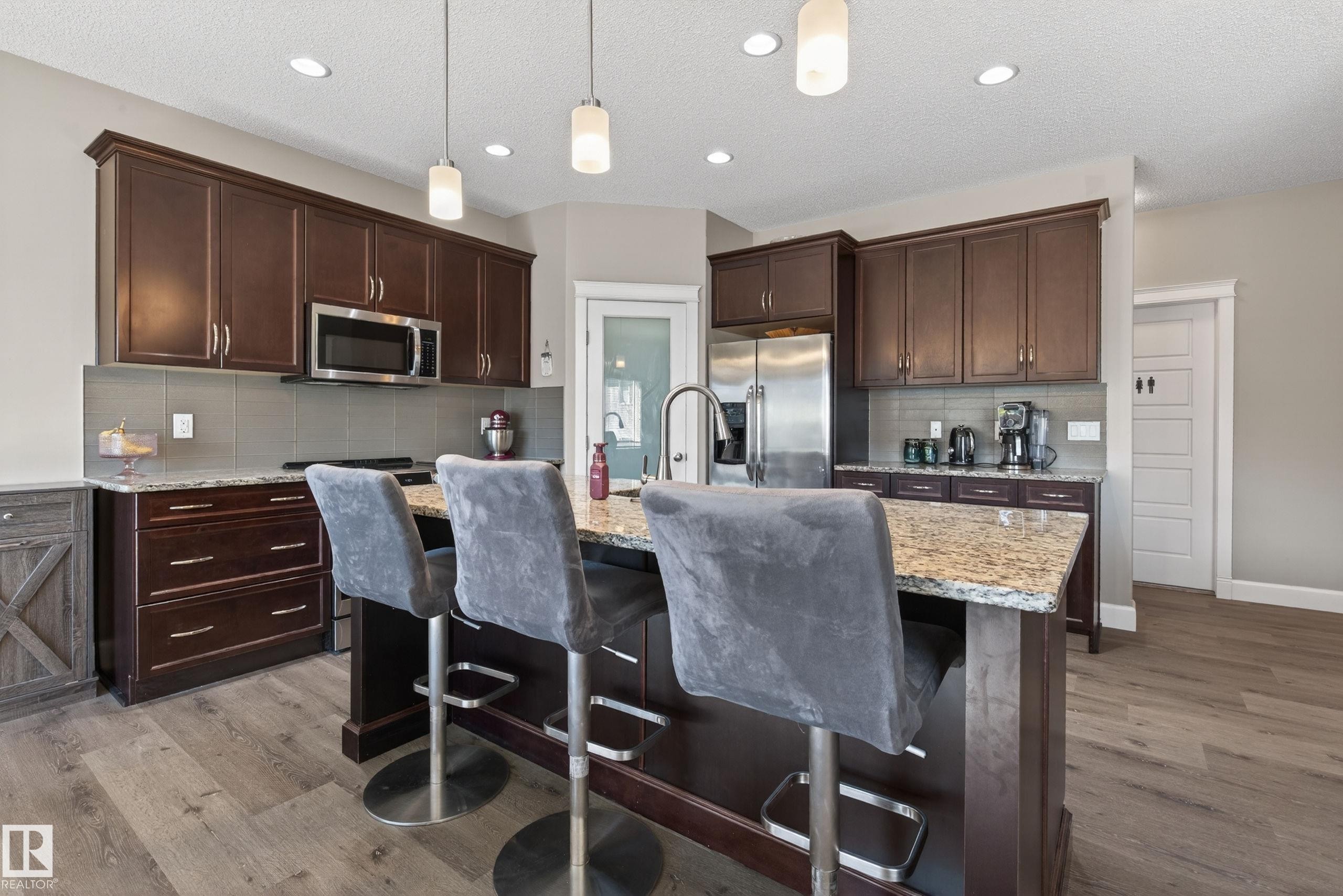 3356 Hilton Crescent, Edmonton, AB - Indoor