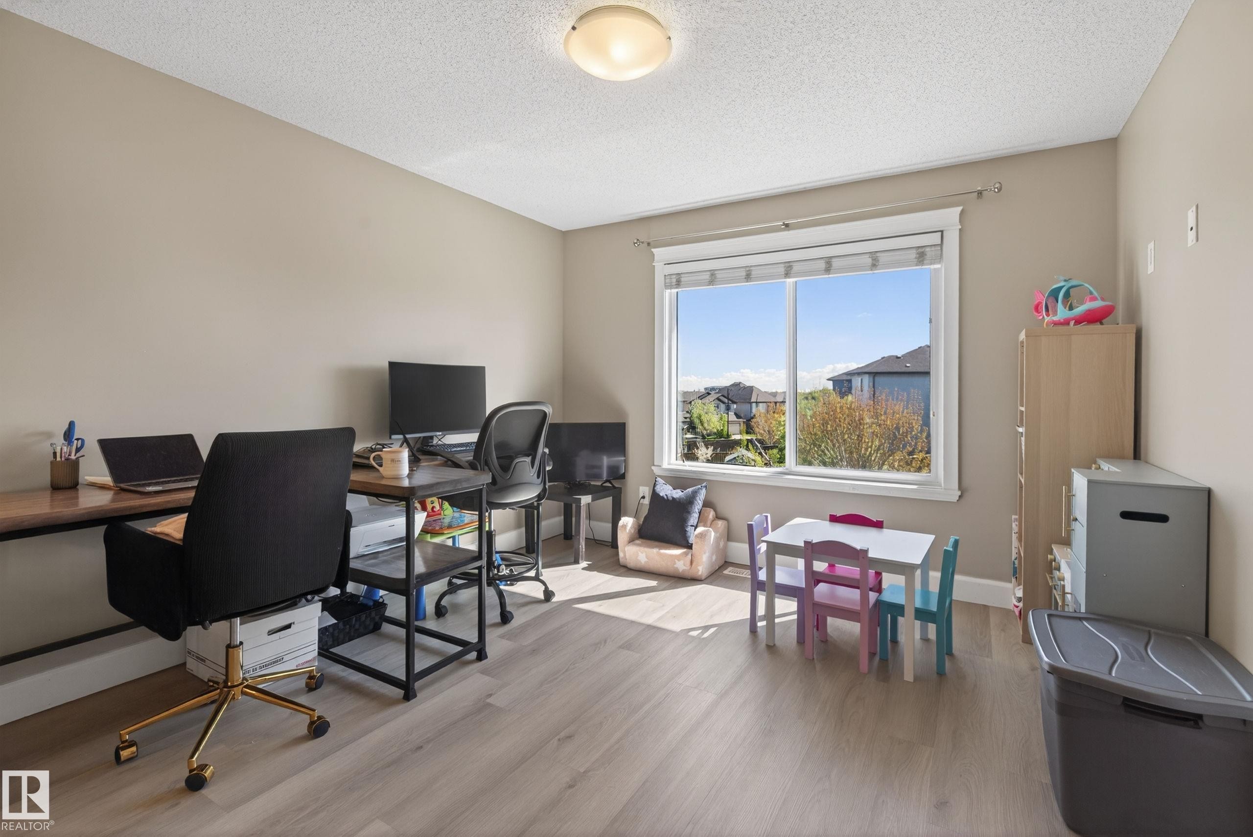 3356 Hilton Crescent, Edmonton, AB - Indoor Photo Showing Office