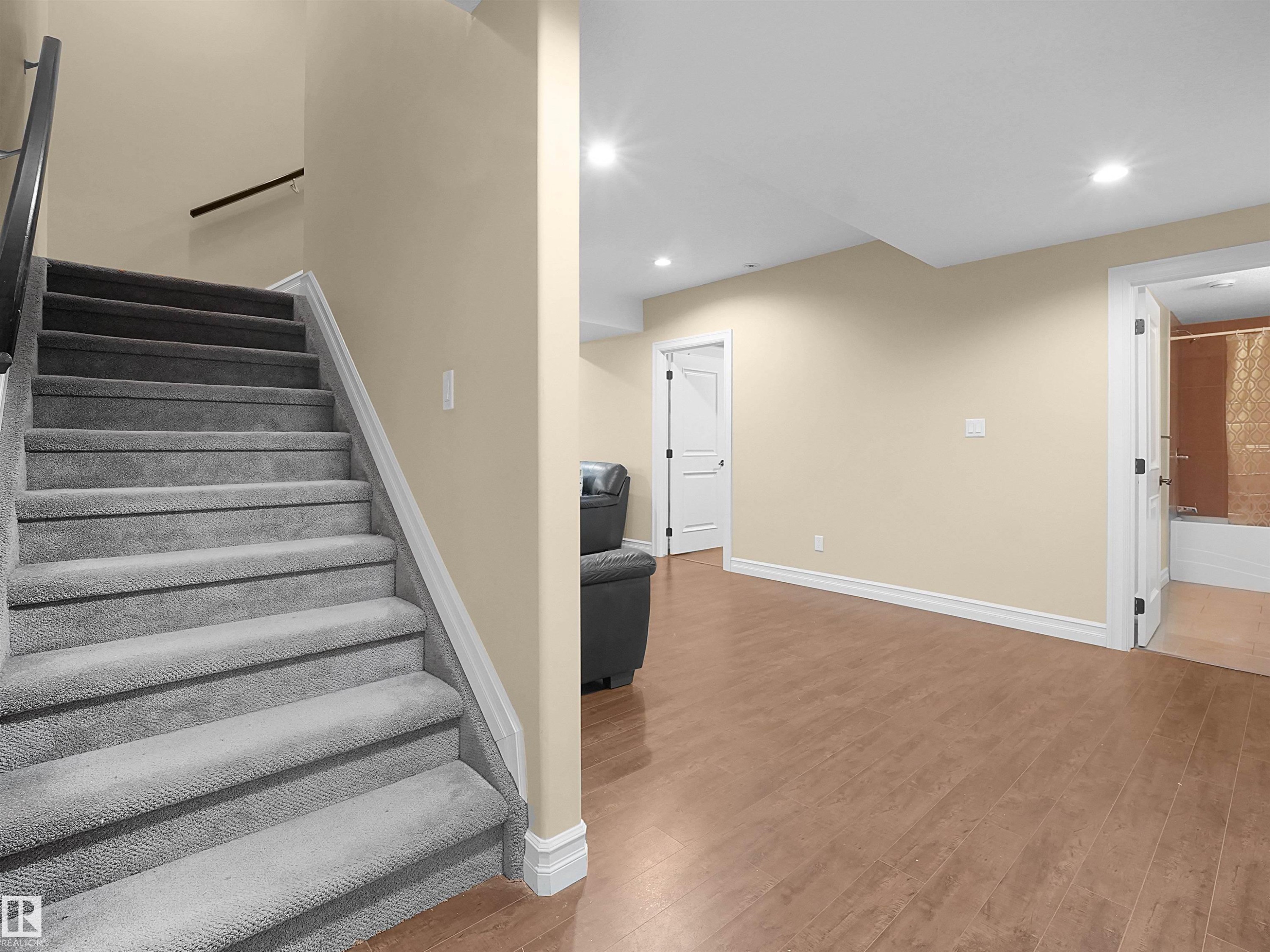2019 Cameron Ravine Way Nw, Edmonton, AB