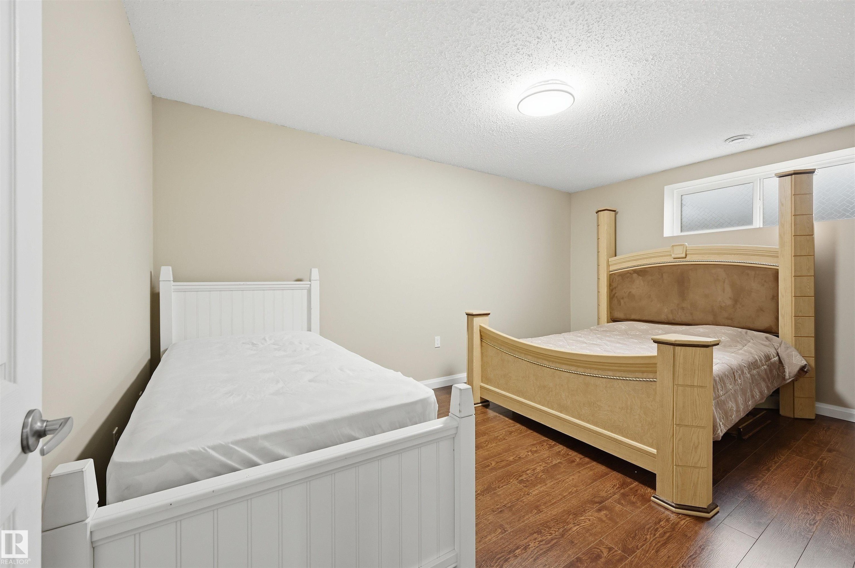 478 Ainslie Crescent, Edmonton, AB