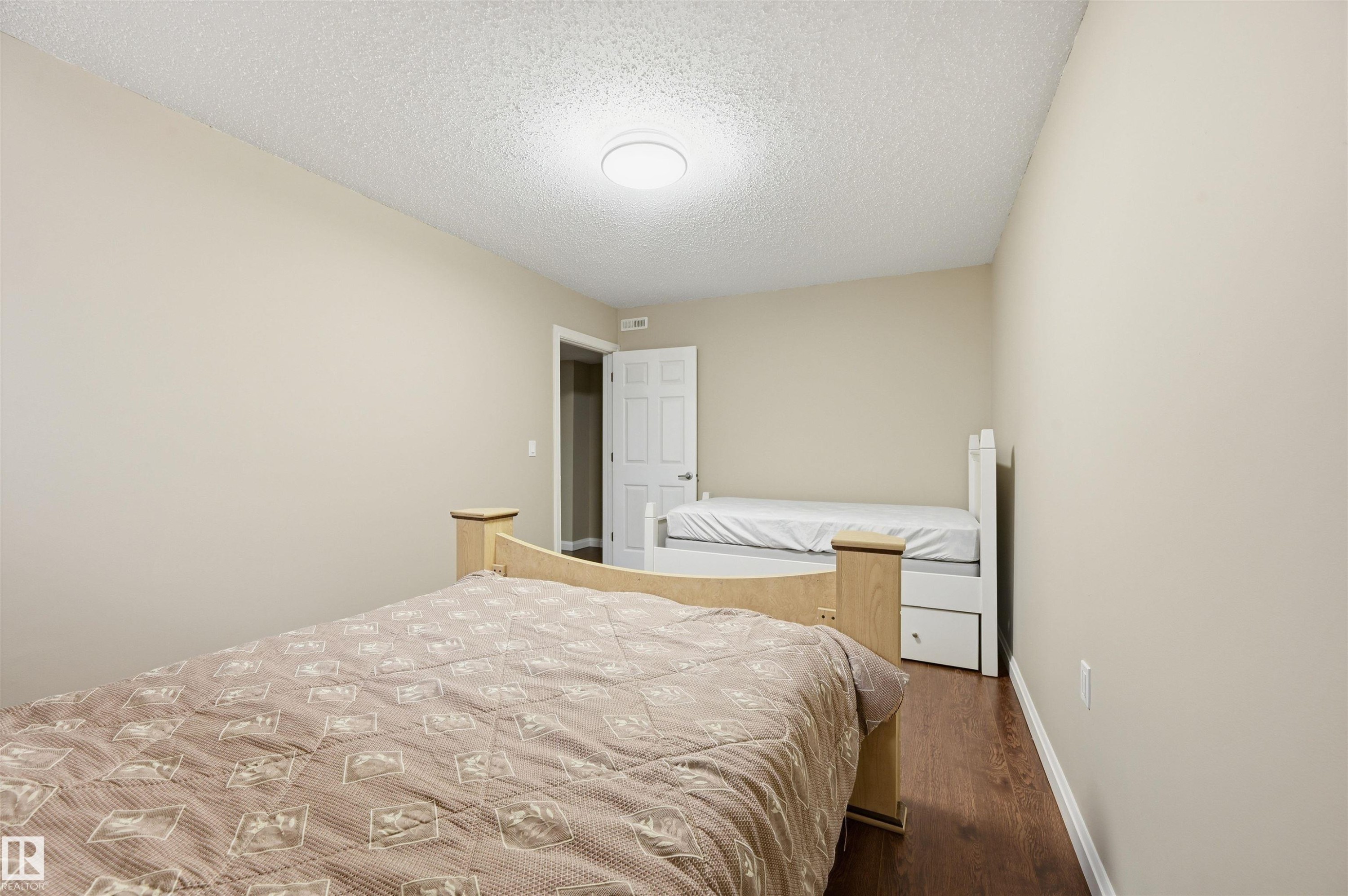 478 Ainslie Crescent, Edmonton, AB