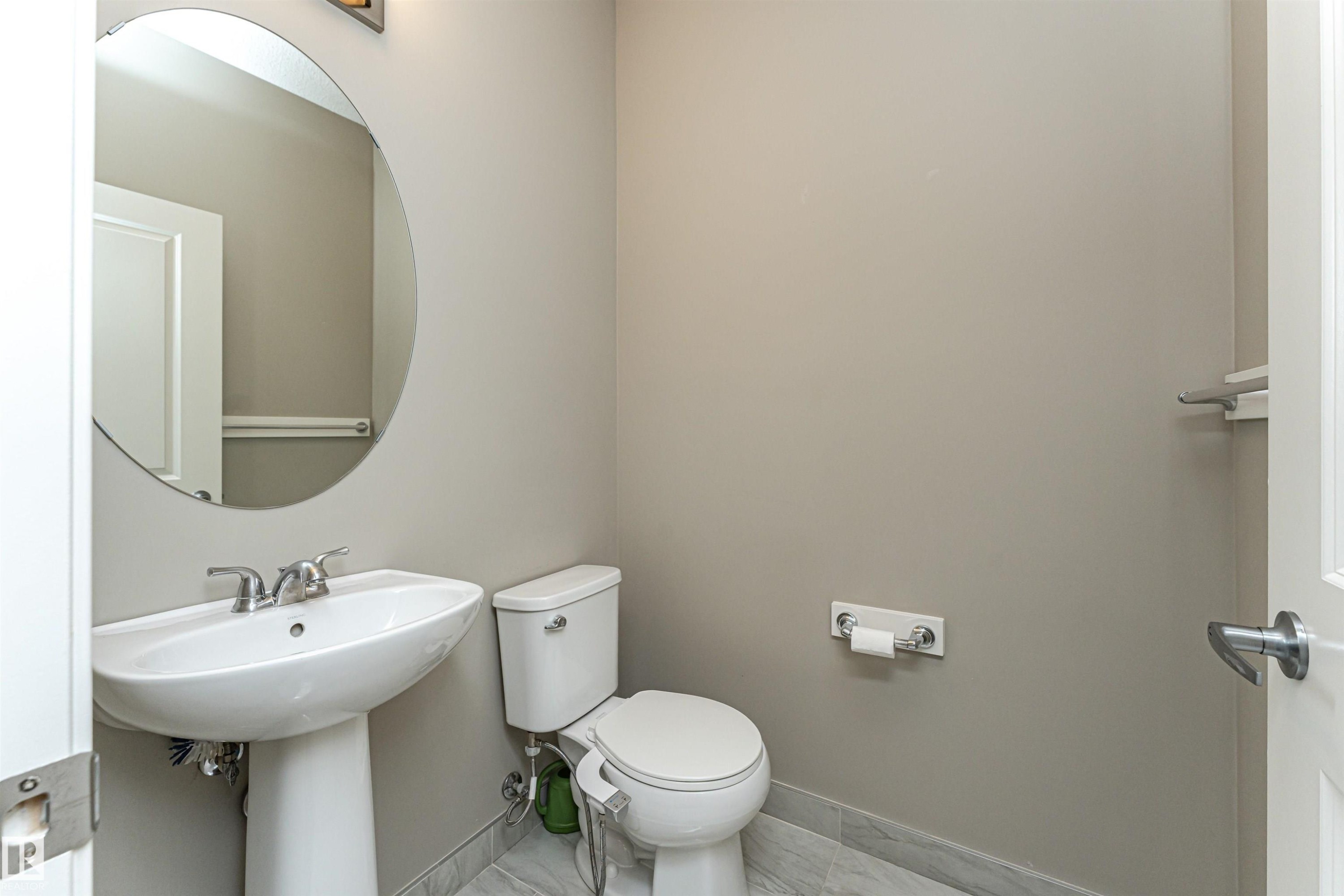 17523 56 Street, Edmonton, AB