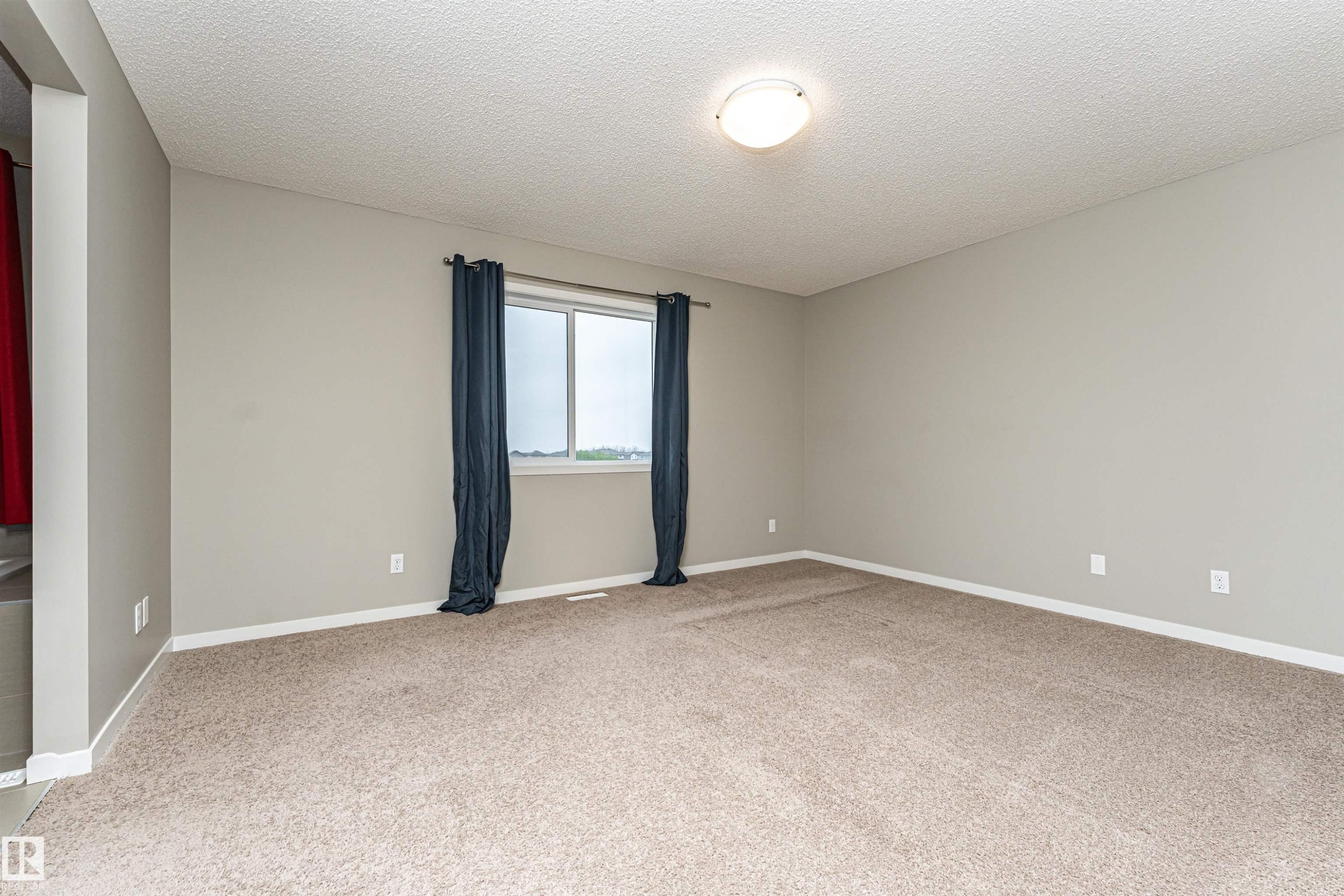 17523 56 Street, Edmonton, AB