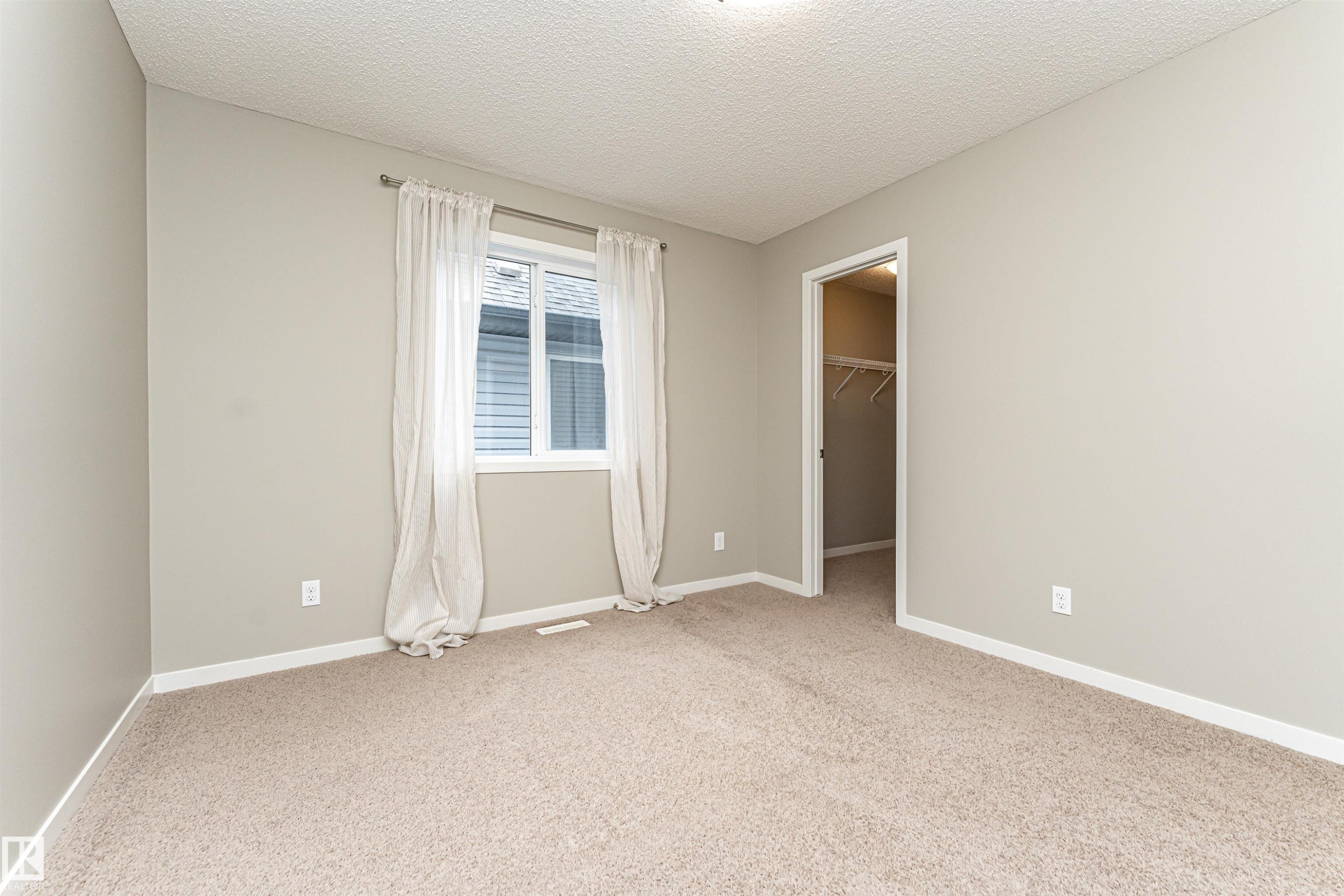 17523 56 Street, Edmonton, AB