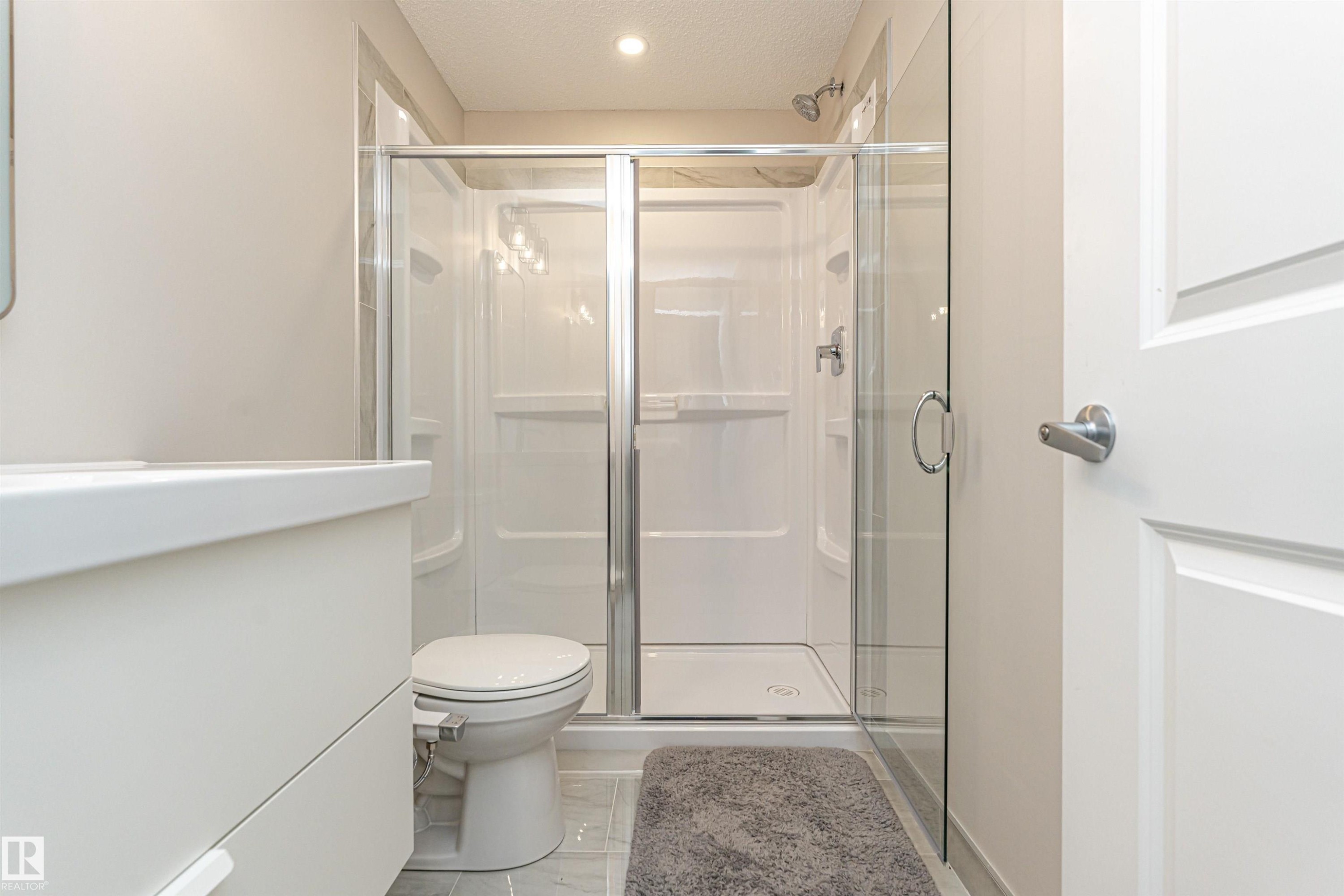 17523 56 Street, Edmonton, AB