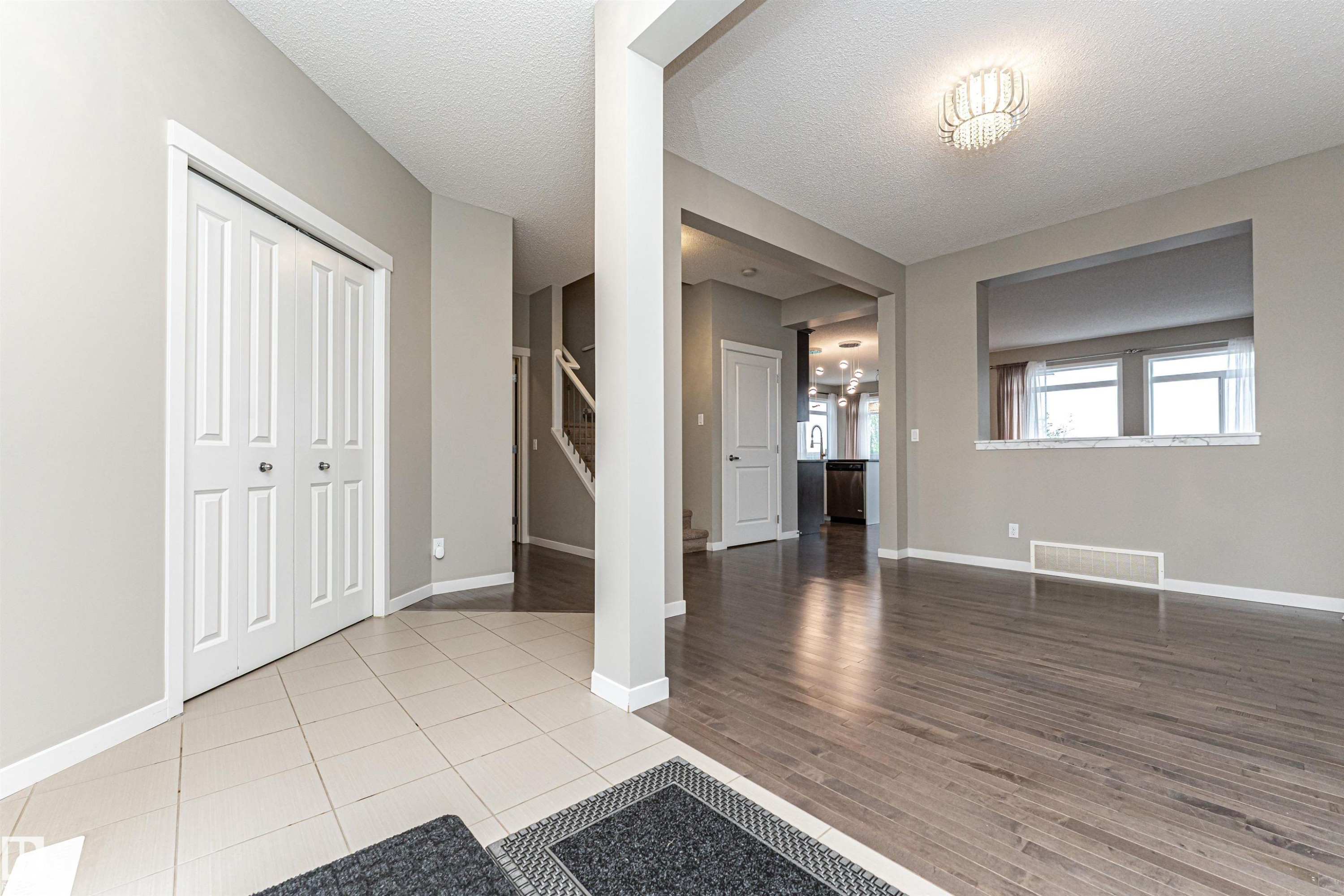 17523 56 Street, Edmonton, AB