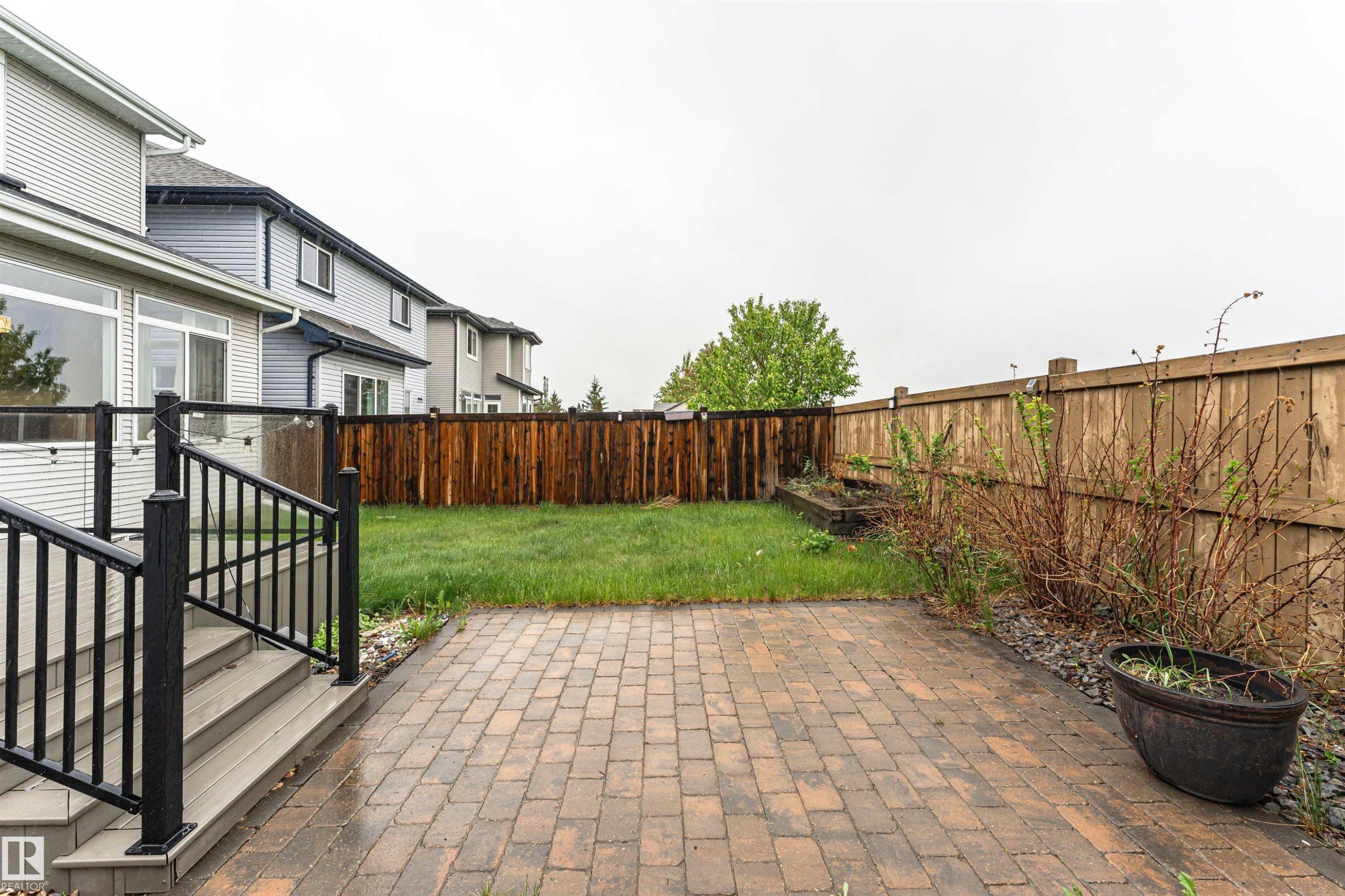 17523 56 Street, Edmonton, AB