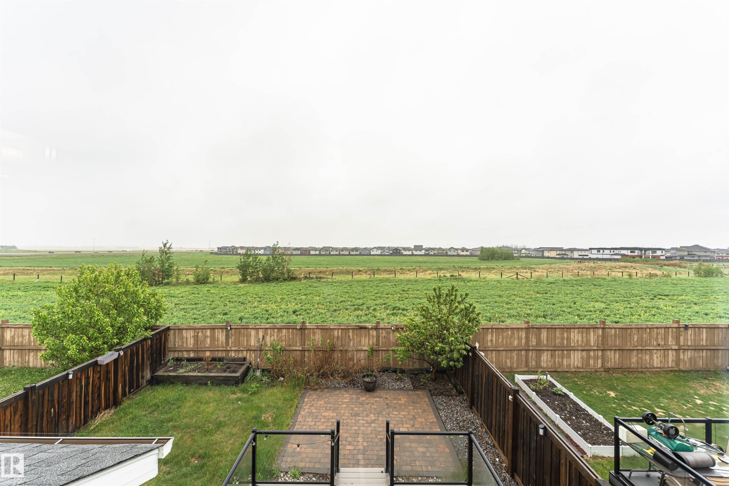17523 56 Street, Edmonton, AB