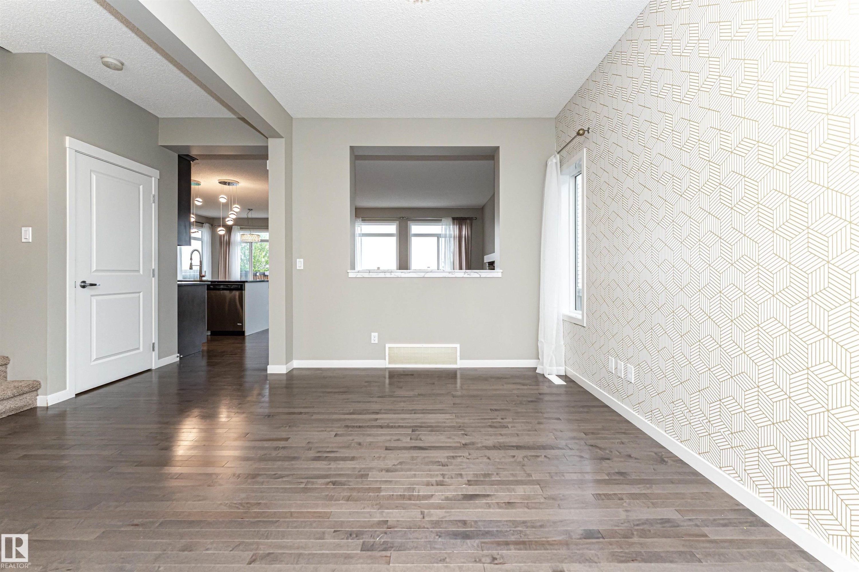 17523 56 Street, Edmonton, AB