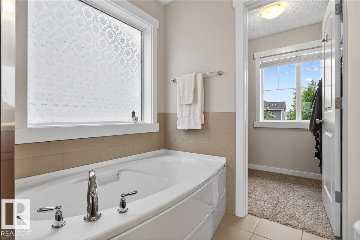 1820 86 Street, Edmonton, AB