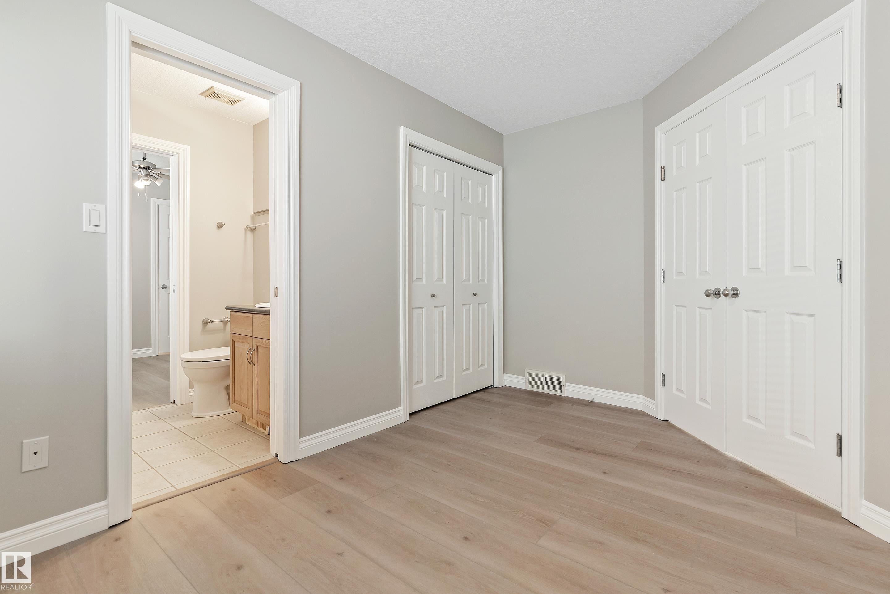 15216 49 Street, Edmonton, AB