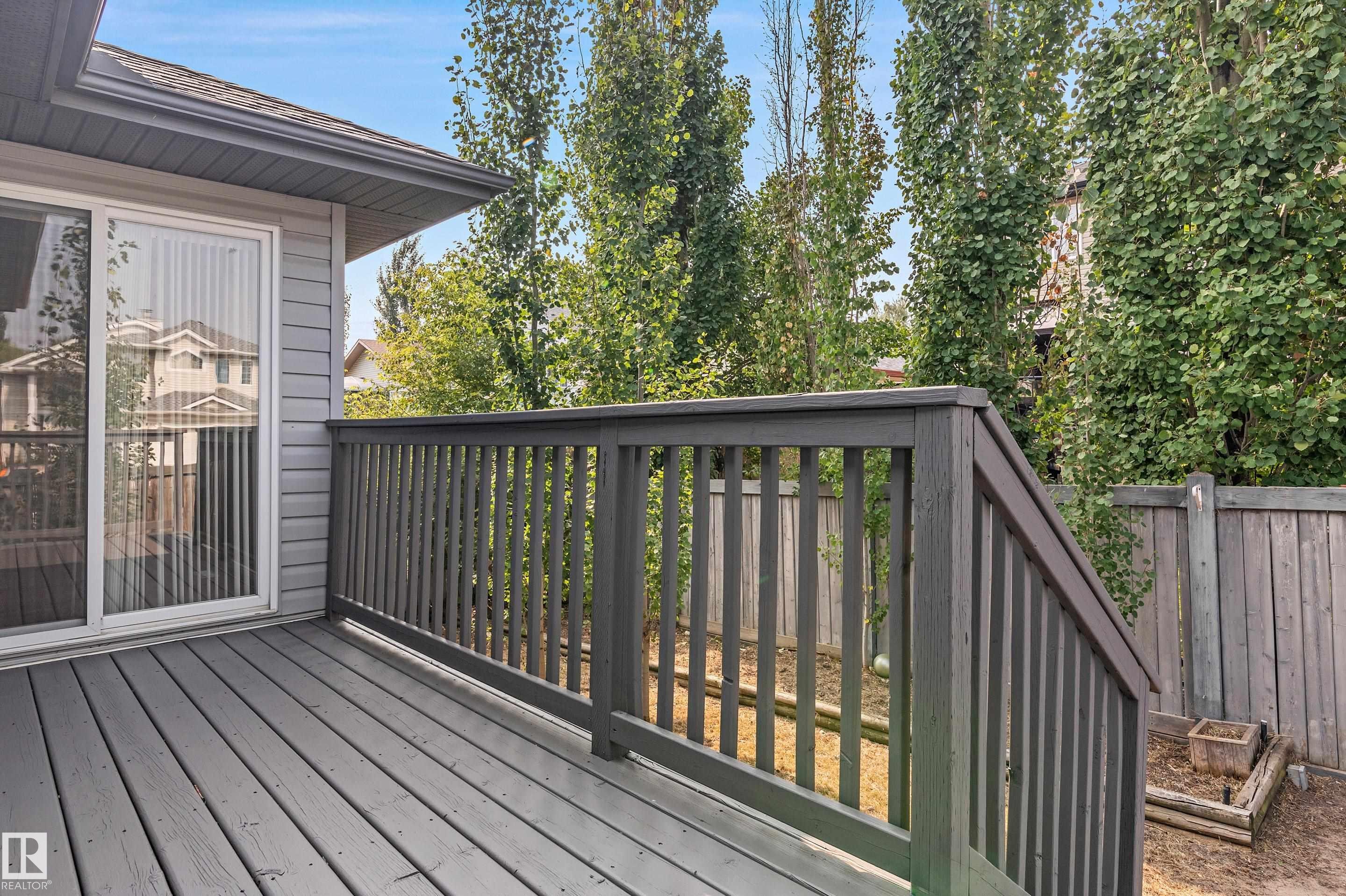 15216 49 Street, Edmonton, AB