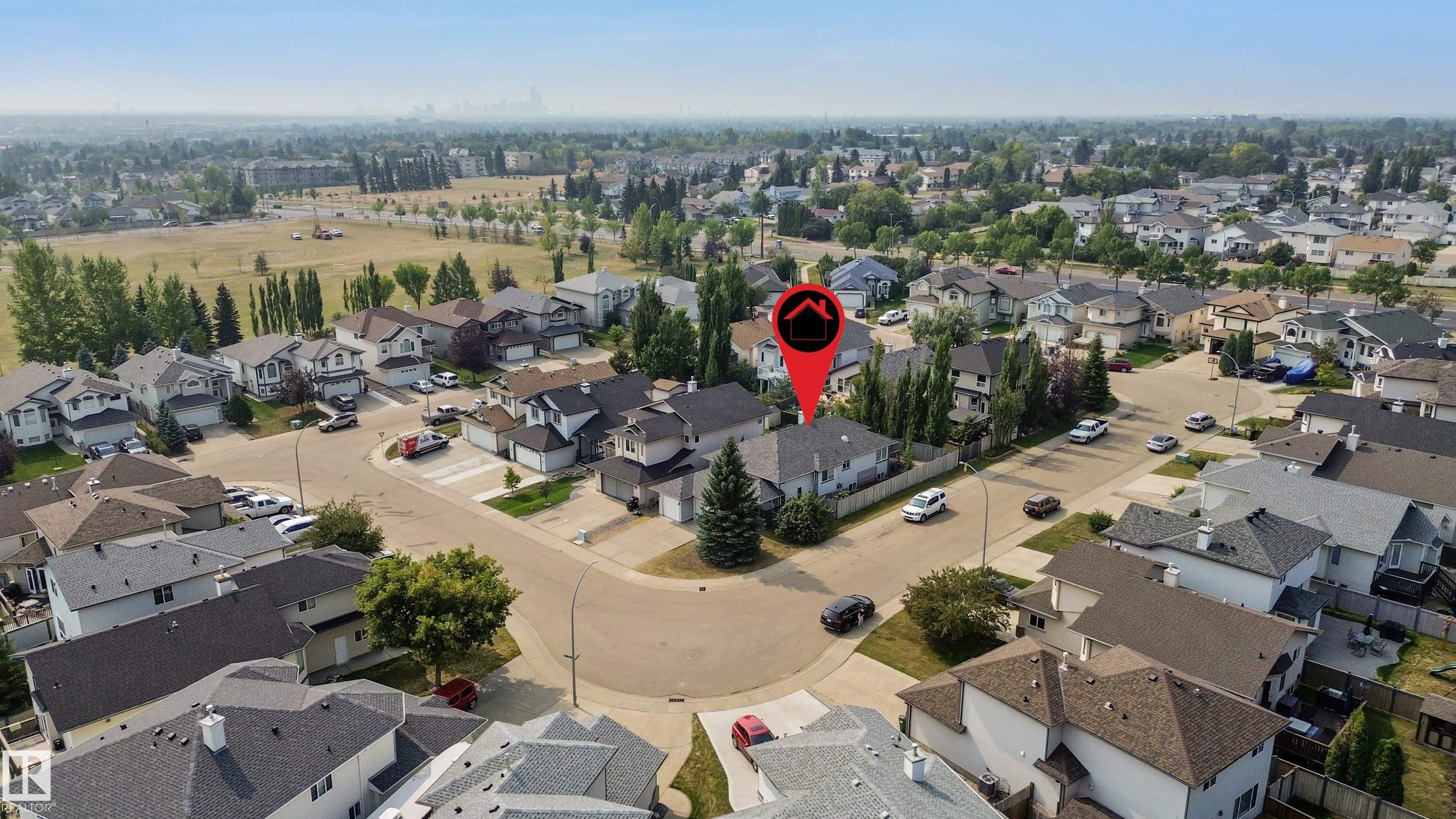 15216 49 Street, Edmonton, AB