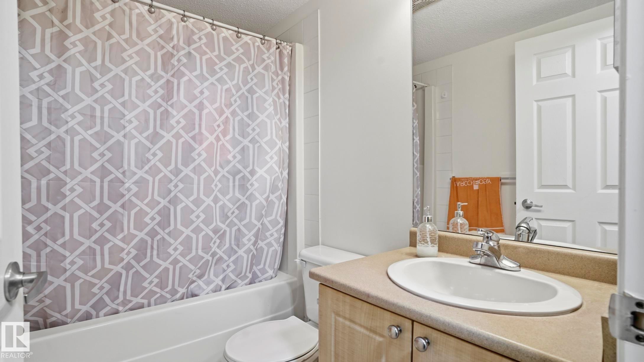 #317 630 Mcallister Lo Sw, Edmonton, AB - Indoor Photo Showing Bathroom
