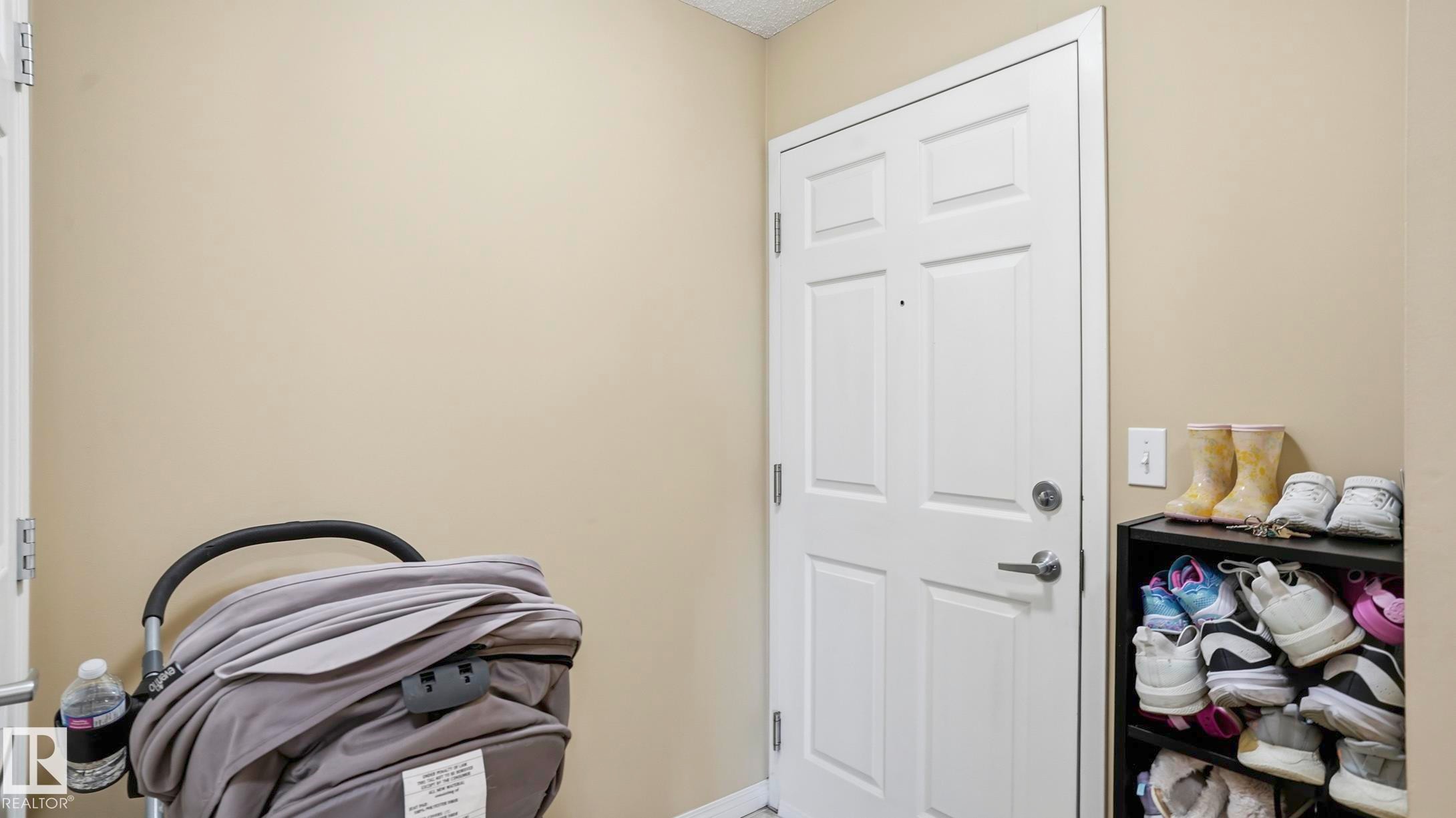 #317 630 Mcallister Lo Sw, Edmonton, AB - Indoor